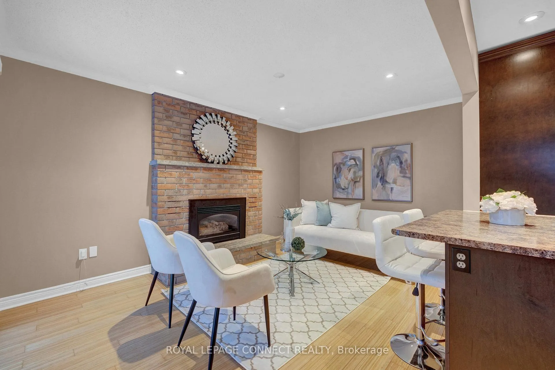 Photo 16 of 18 Dunkin Avenue, Clarington, Courtice — HOMEH