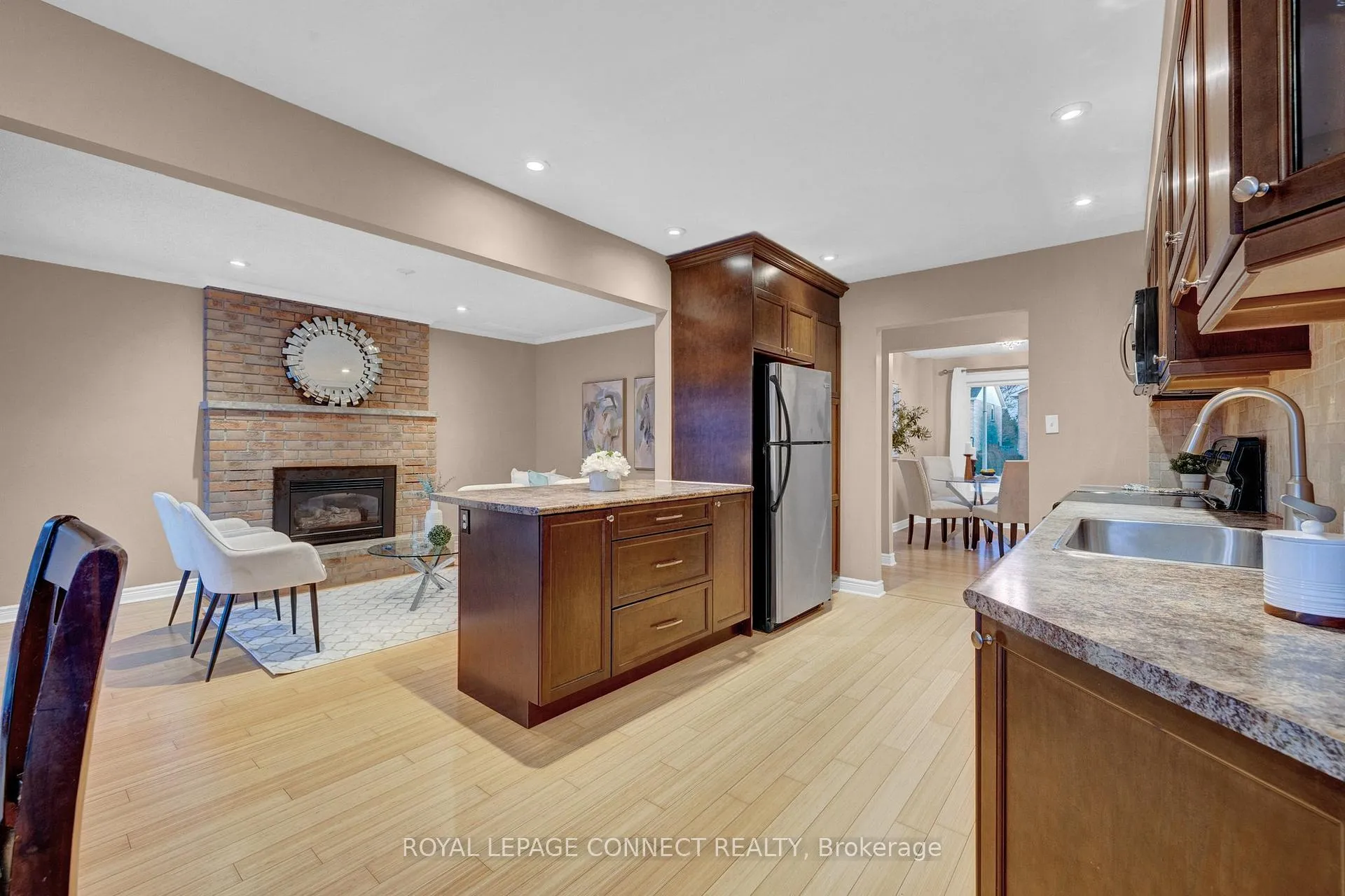 Photo 20 of 18 Dunkin Avenue, Clarington, Courtice — HOMEH