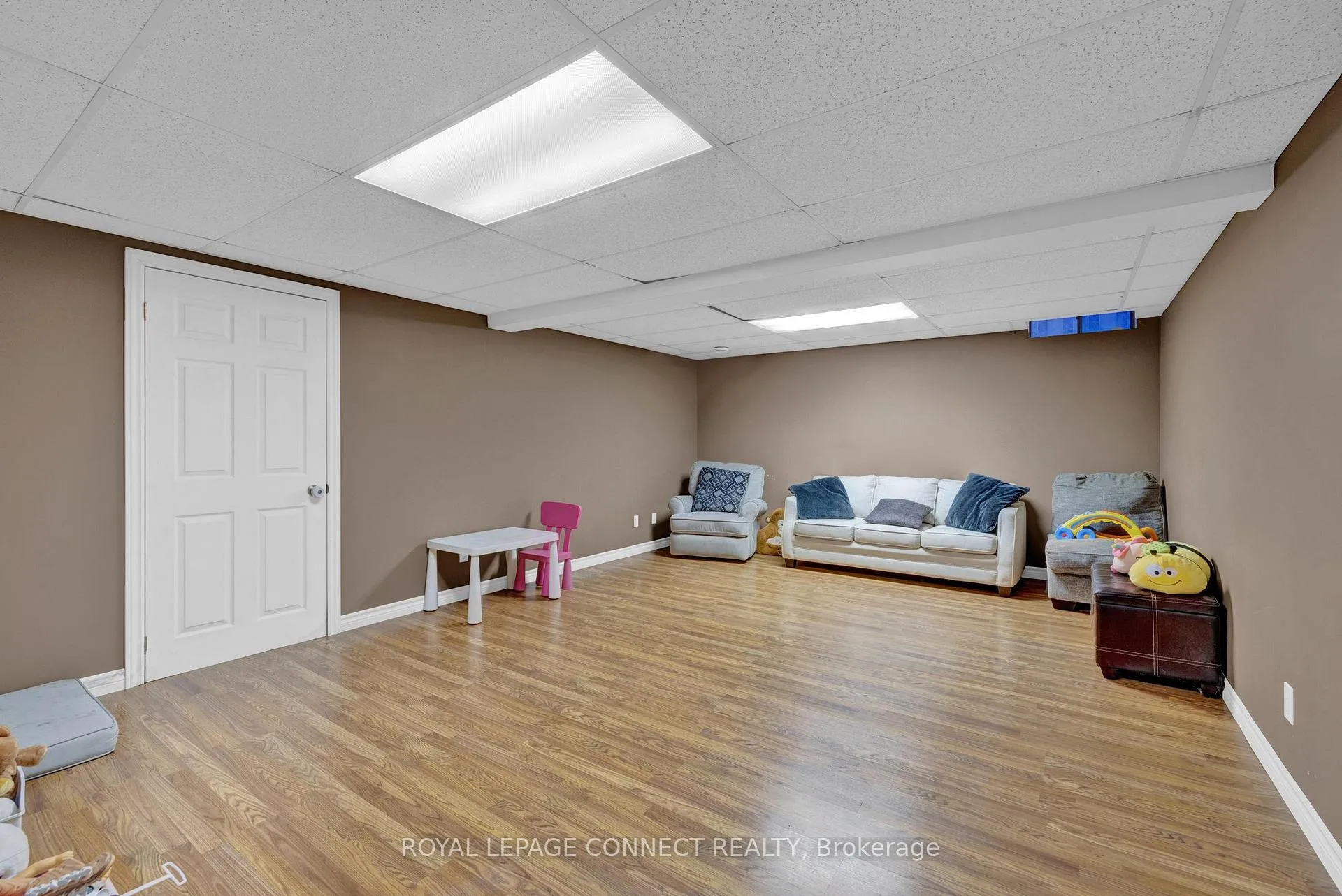 Photo 27 of 18 Dunkin Avenue, Clarington, Courtice — HOMEH