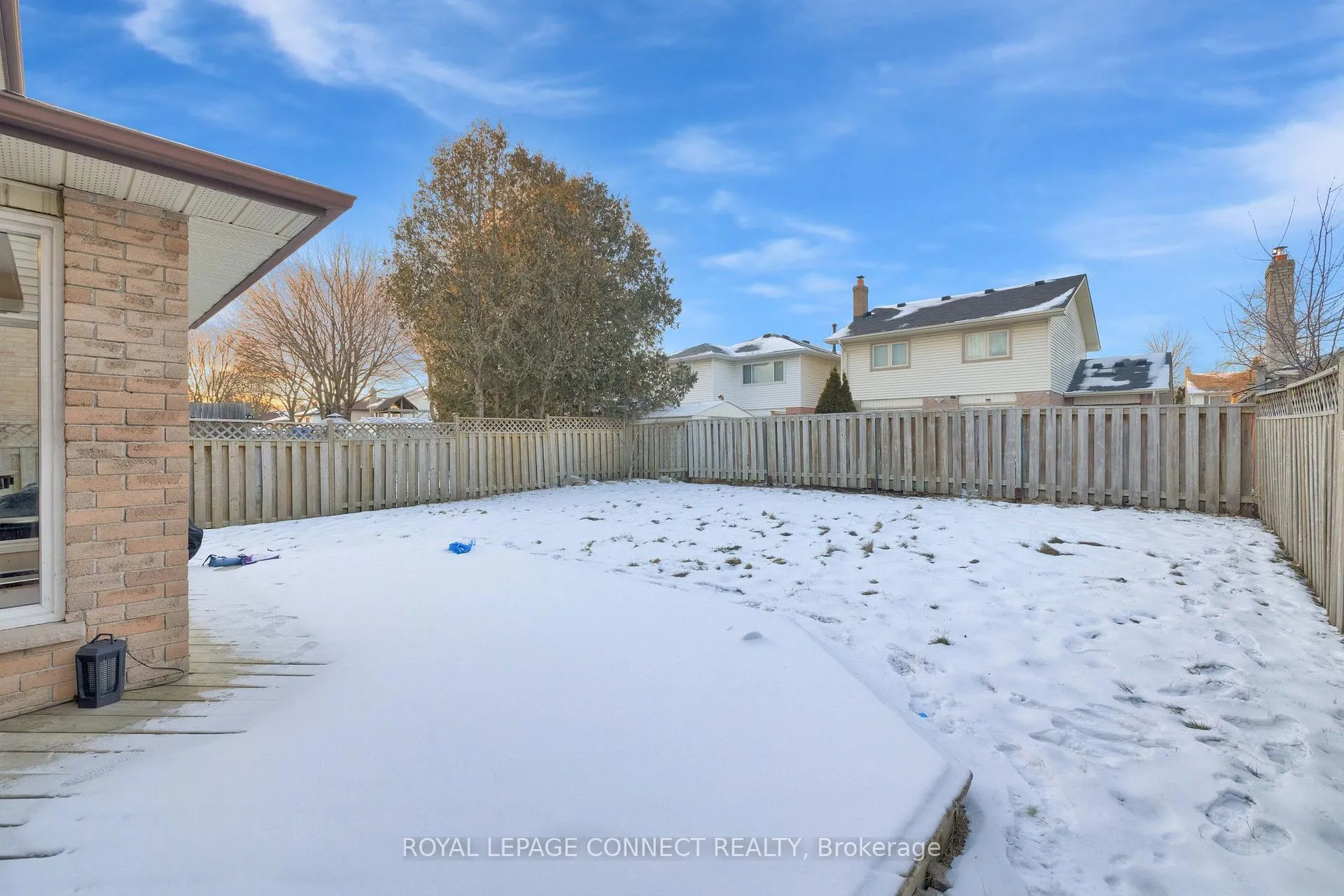 Photo 31 of 18 Dunkin Avenue, Clarington, Courtice — HOMEH