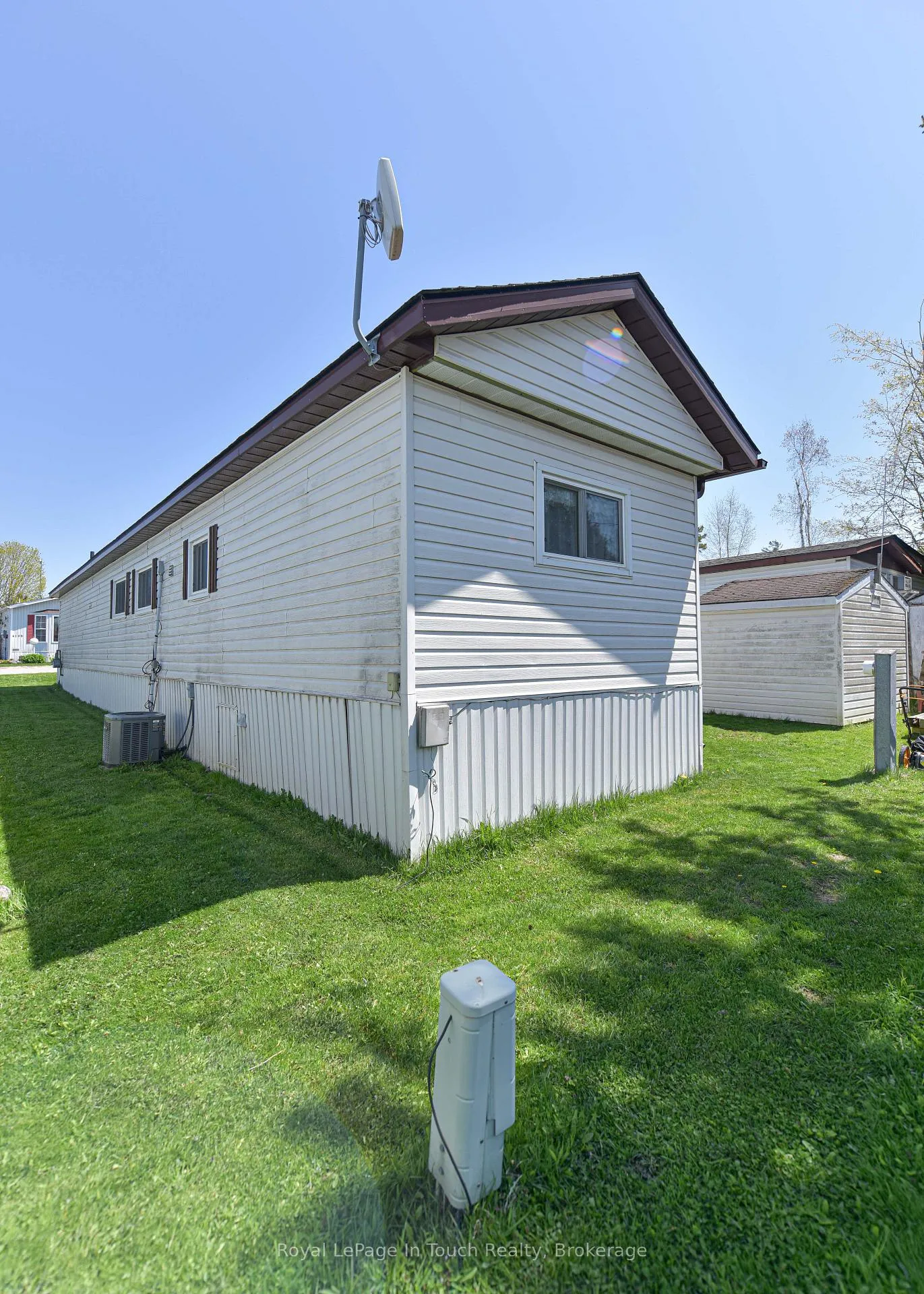 Photo 3 of 4106 Ash Crescent, Severn, Rural Severn — HOMEH
