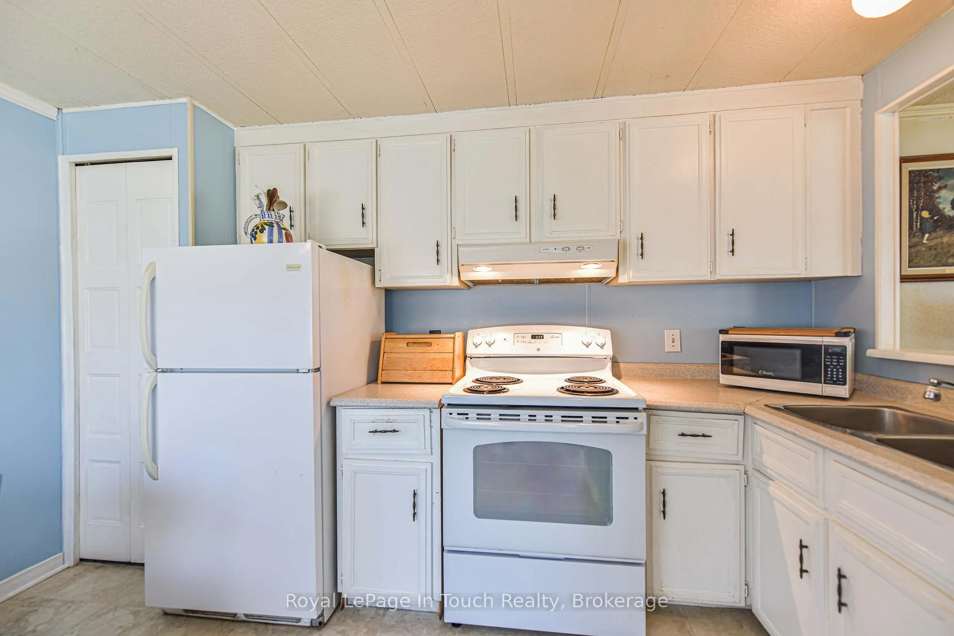 Photo 15 of 4106 Ash Crescent, Severn, Rural Severn — HOMEH