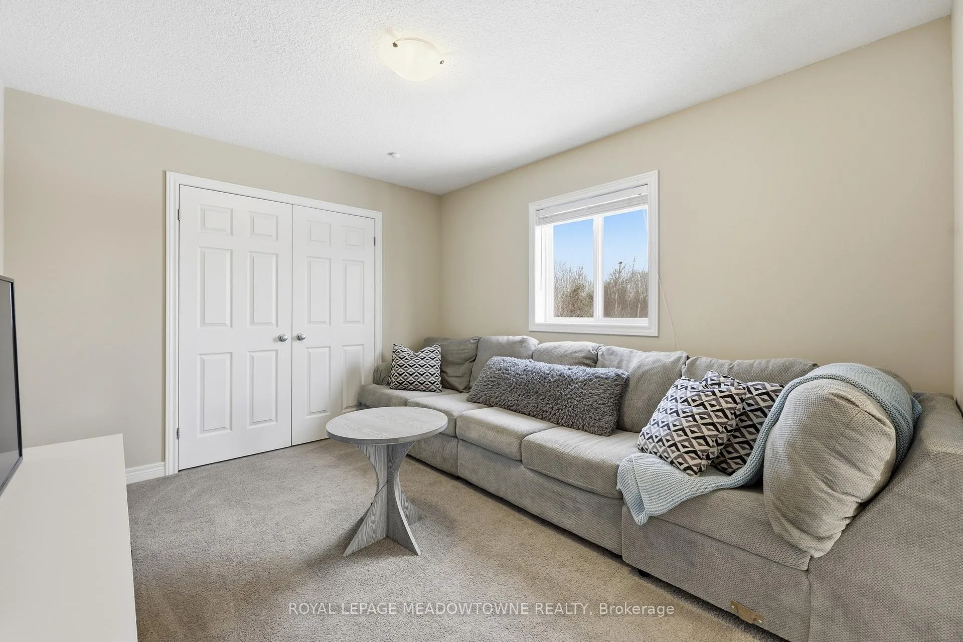 Photo 20 of 63 Westra Drive, Guelph, Willow West/Sugarbush/West Acres — HOMEH