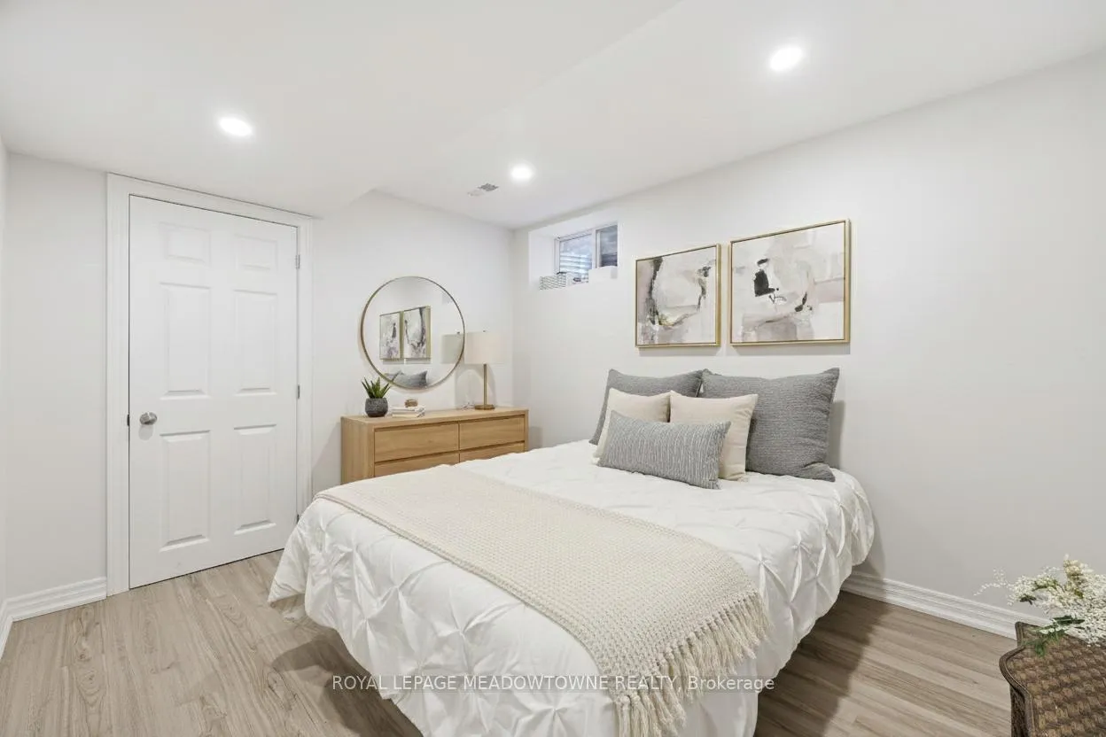 Photo 22 of 63 Westra Drive, Guelph, Willow West/Sugarbush/West Acres — HOMEH