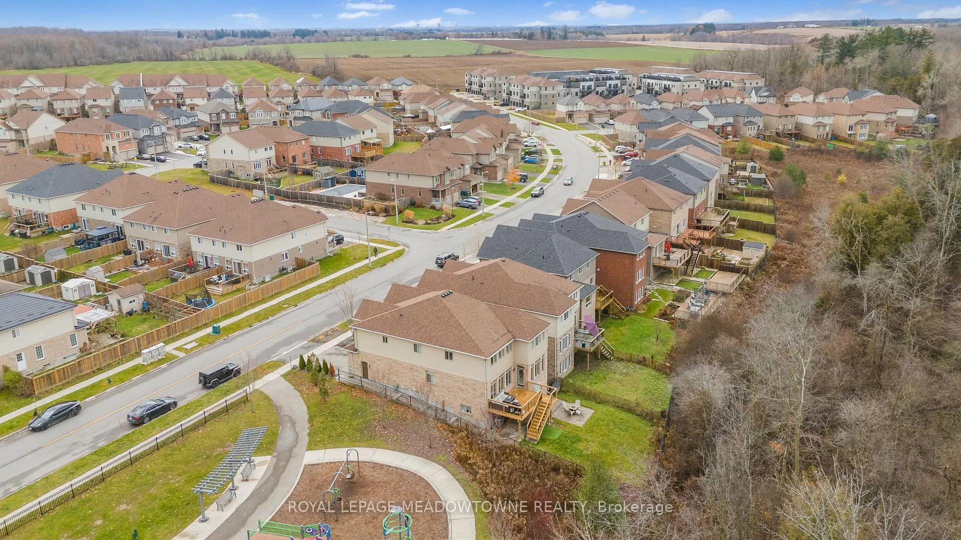 Photo 28 of 63 Westra Drive, Guelph, Willow West/Sugarbush/West Acres — HOMEH
