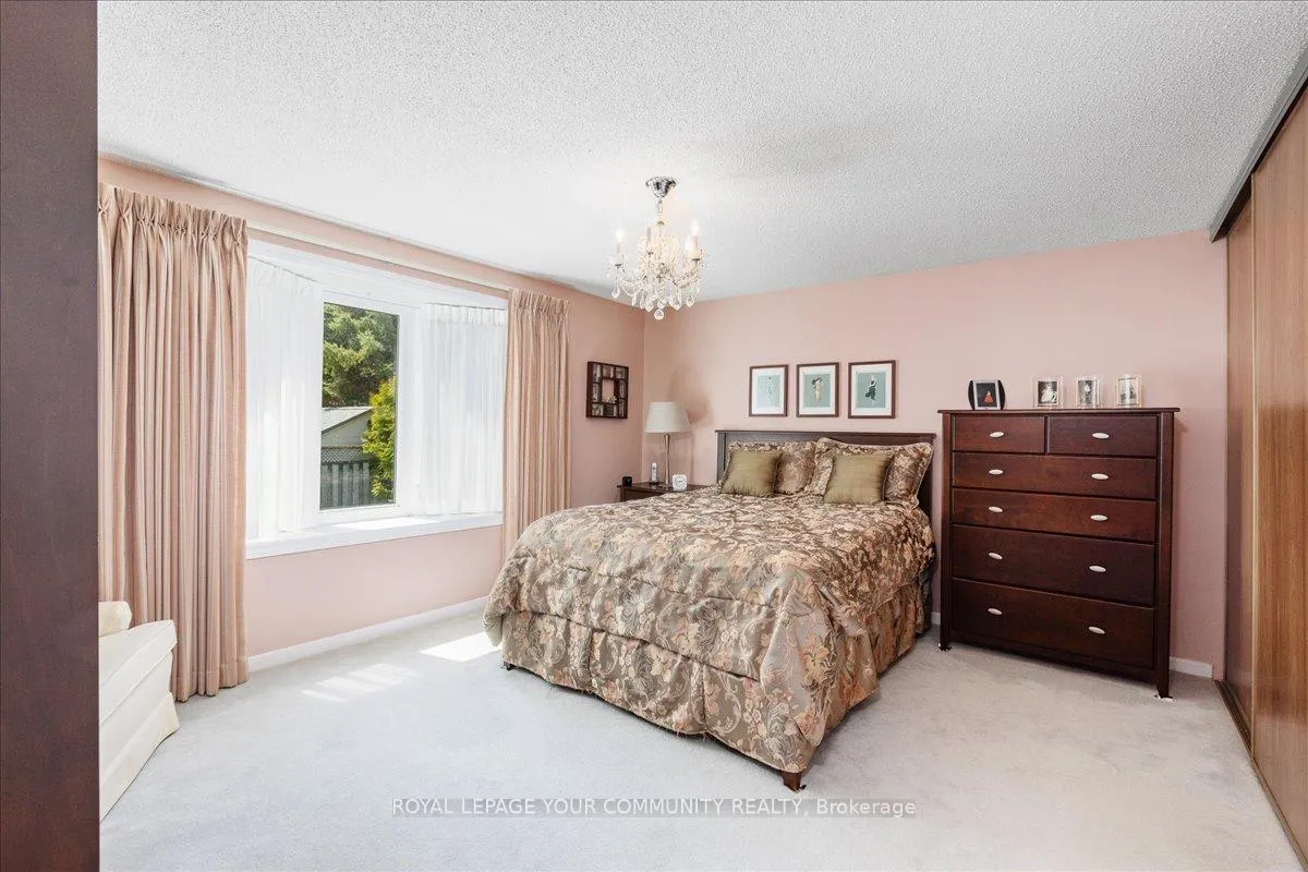 Photo 14 of 4 Wells Crescent, Barrie, Sunnidale — HOMEH
