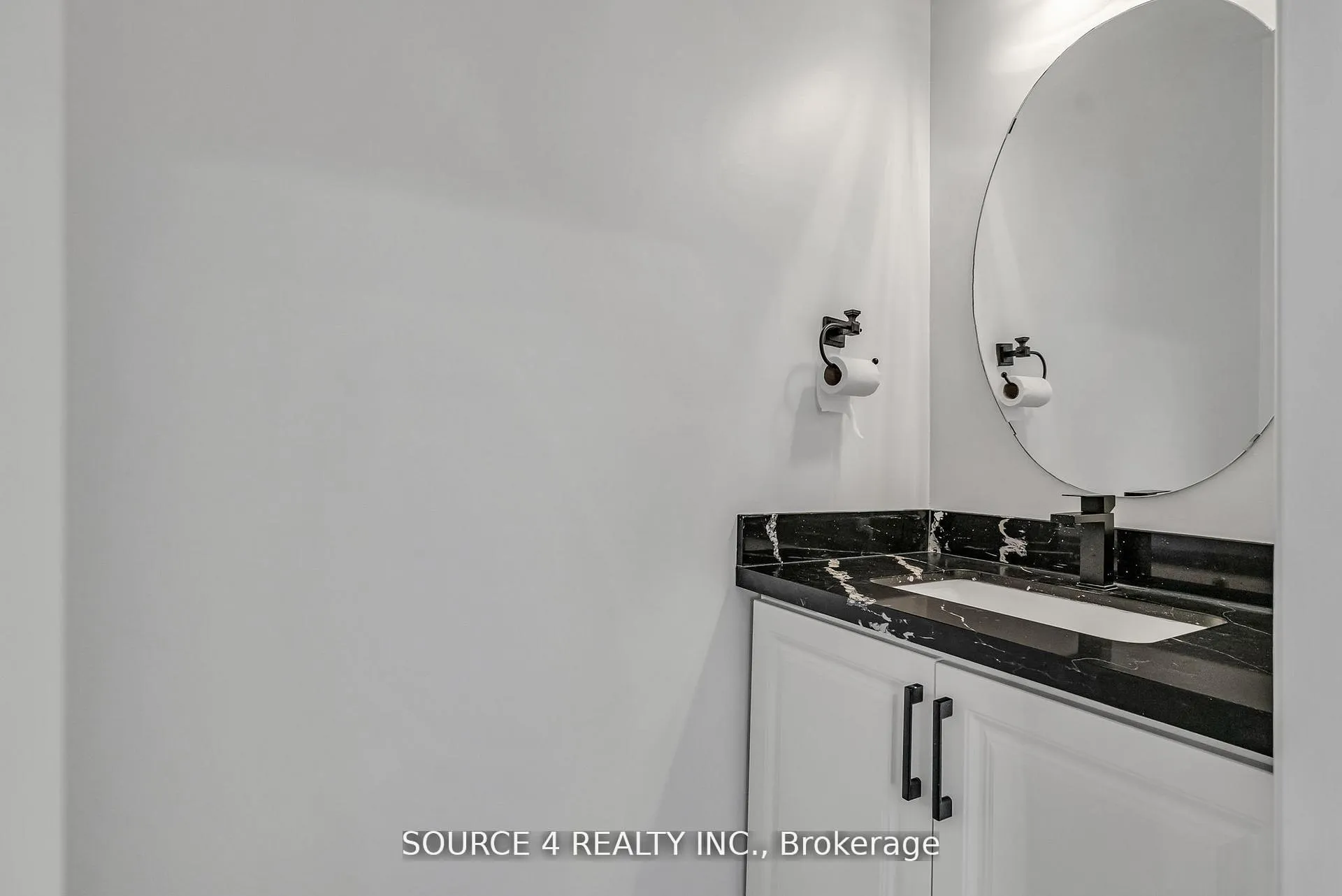 Photo 15 of 1030 Timberland Crescent, Oshawa, Pinecrest — HOMEH
