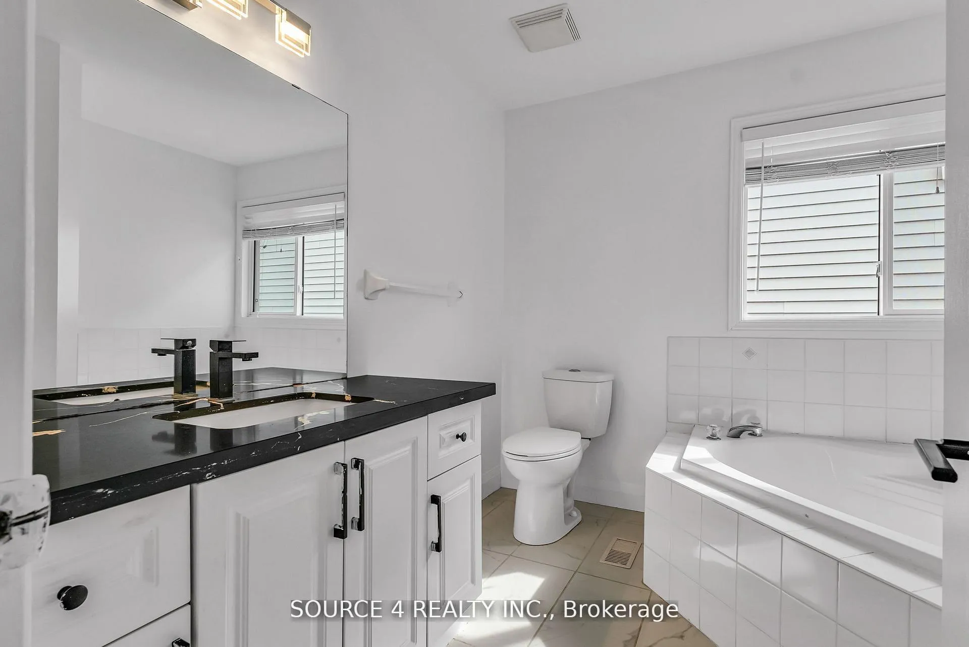 Photo 25 of 1030 Timberland Crescent, Oshawa, Pinecrest — HOMEH