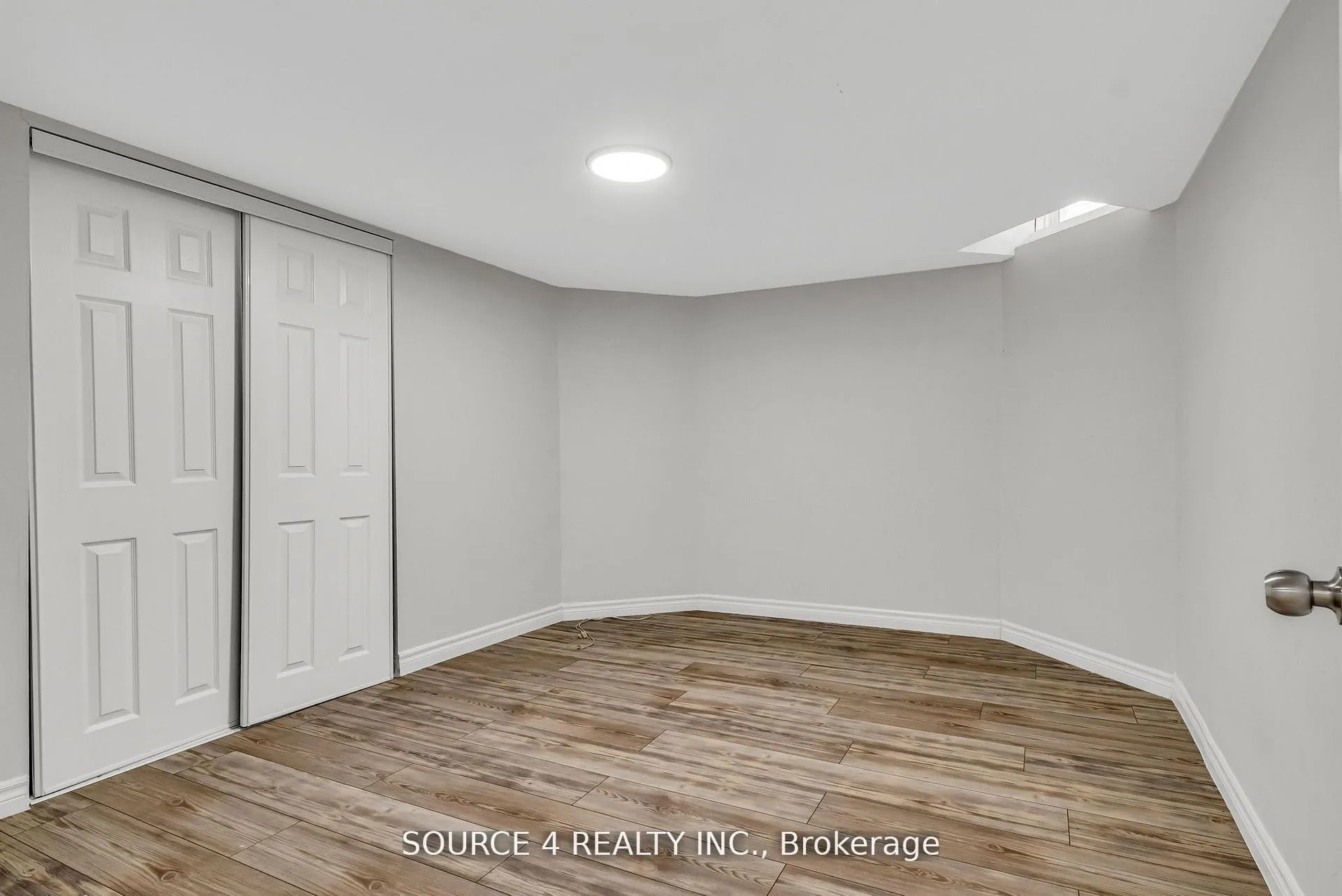 Photo 32 of 1030 Timberland Crescent, Oshawa, Pinecrest — HOMEH