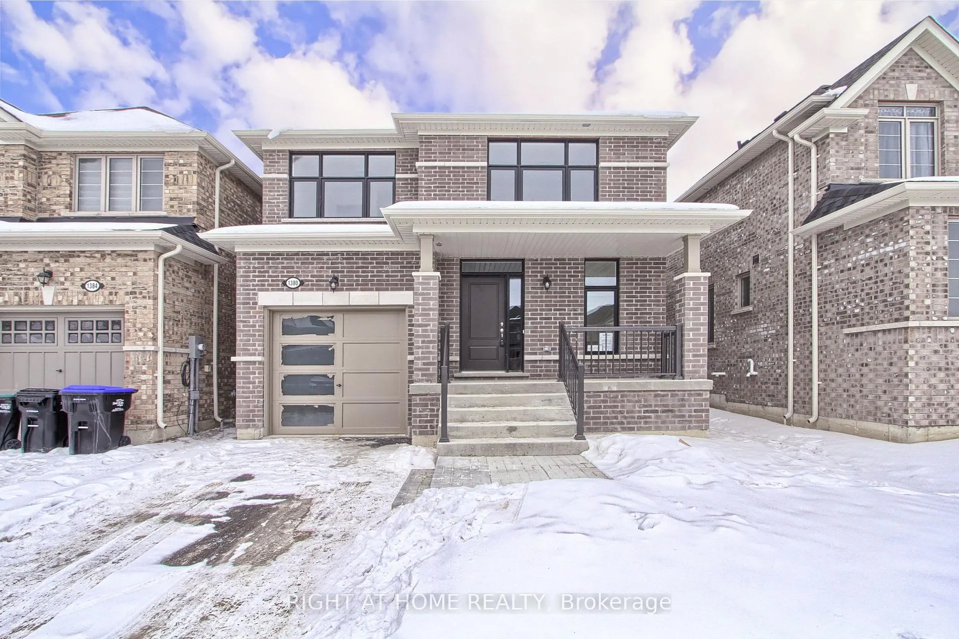 Photo 1 of 1380 Davis Loop, Innisfil, Lefroy — HOMEH