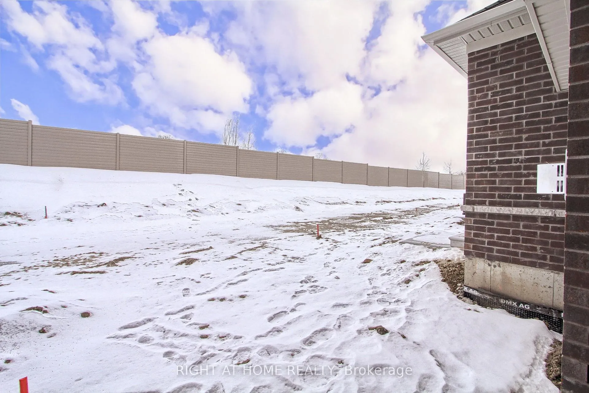 Photo 22 of 1380 Davis Loop, Innisfil, Lefroy — HOMEH