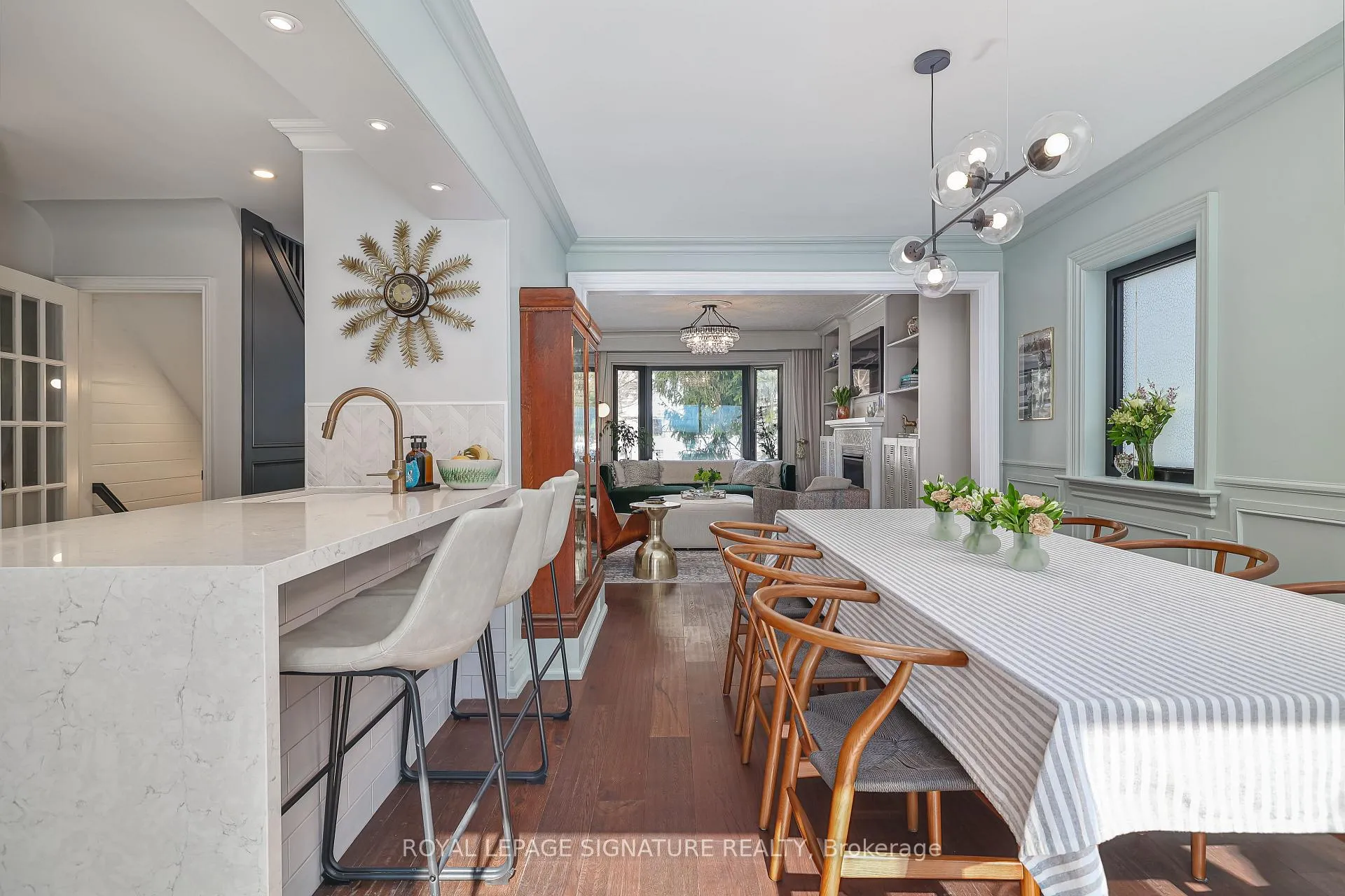 Photo 11 of 67 Glen Davis Crescent, Toronto, East End-Danforth — HOMEH