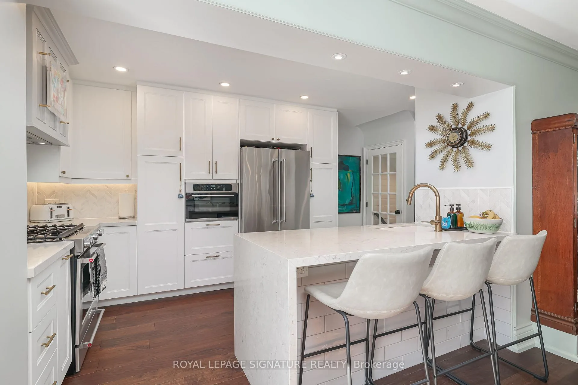 Photo 14 of 67 Glen Davis Crescent, Toronto, East End-Danforth — HOMEH