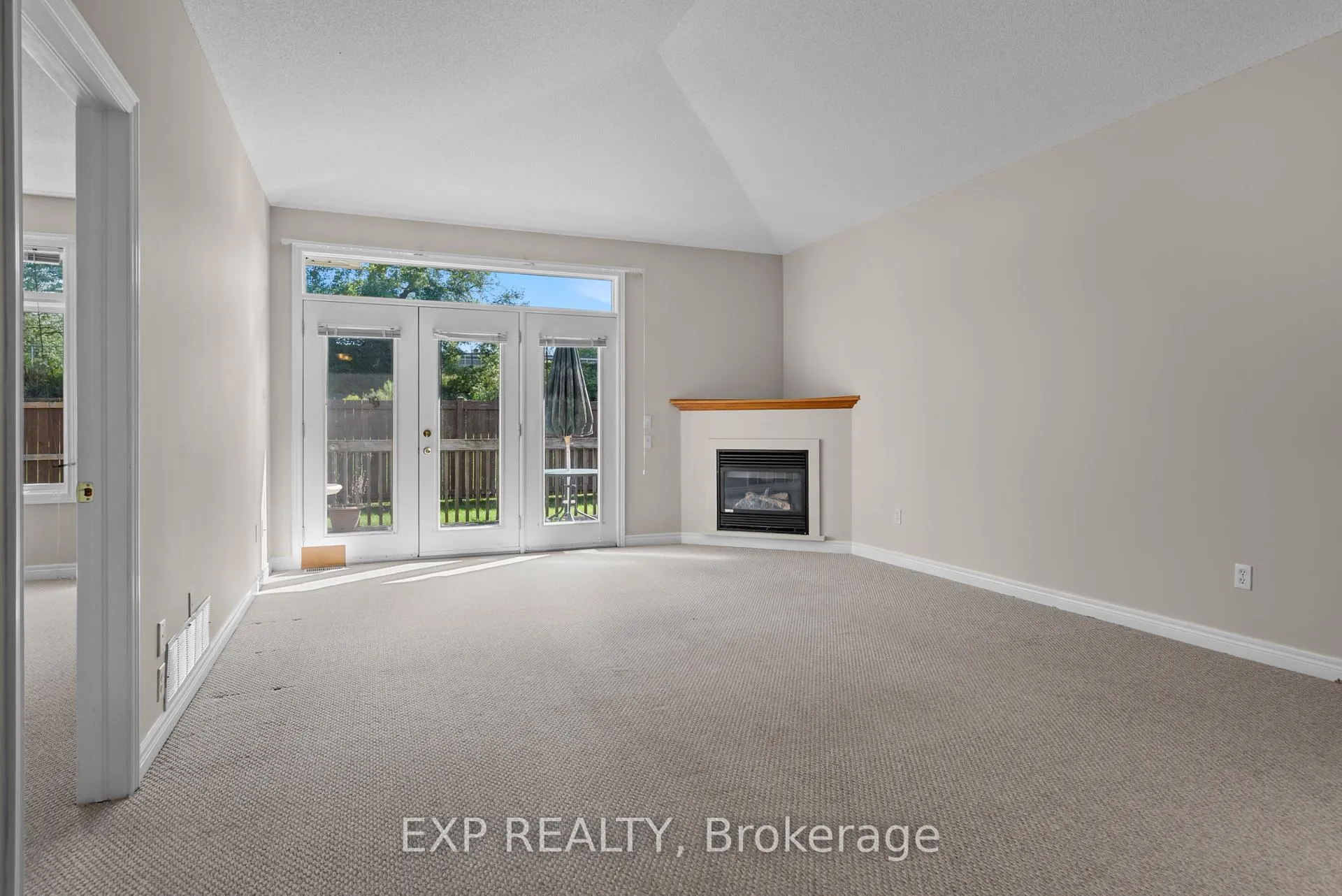 Photo 11 of Unit 23, 5595 Drummond Road, Niagara Falls, Hospital — HOMEH