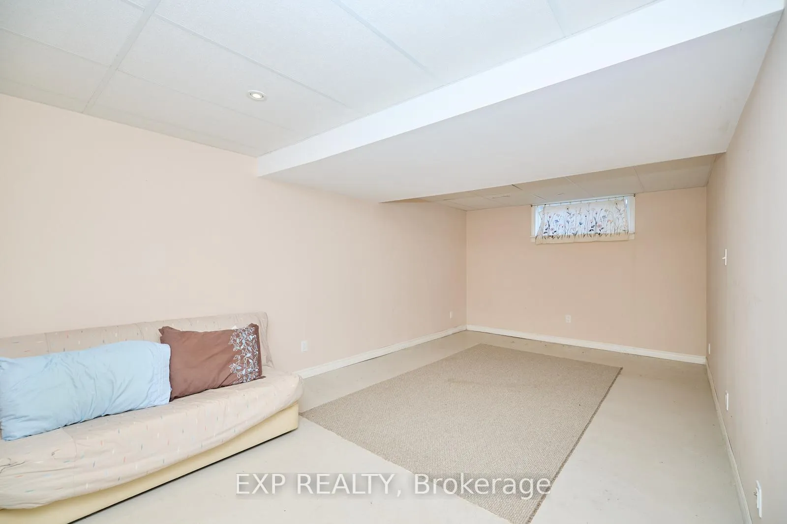 Photo 16 of Unit 23, 5595 Drummond Road, Niagara Falls, Hospital — HOMEH