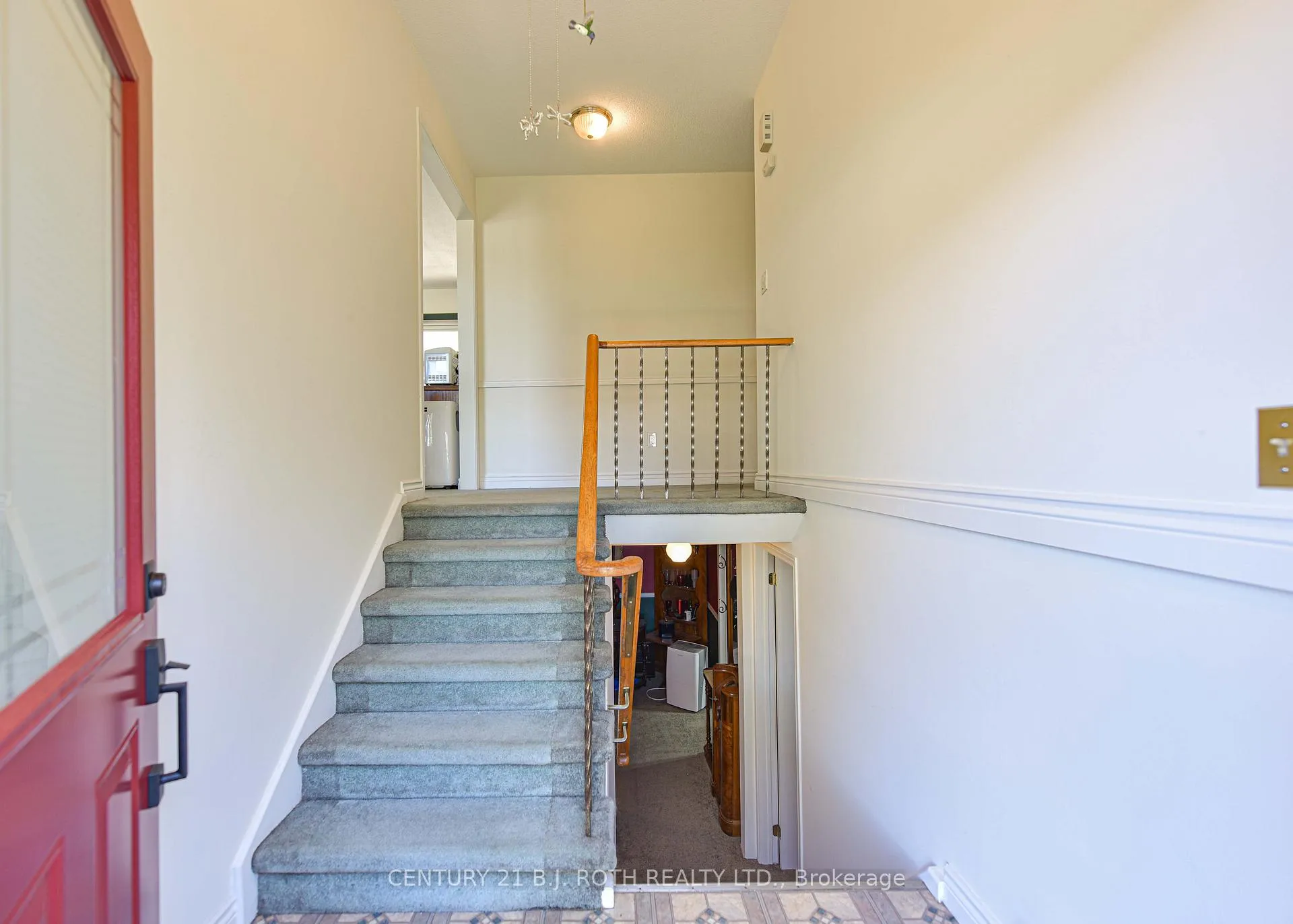 Photo 4 of 123 Wellington Street, Ramara, Atherley — HOMEH