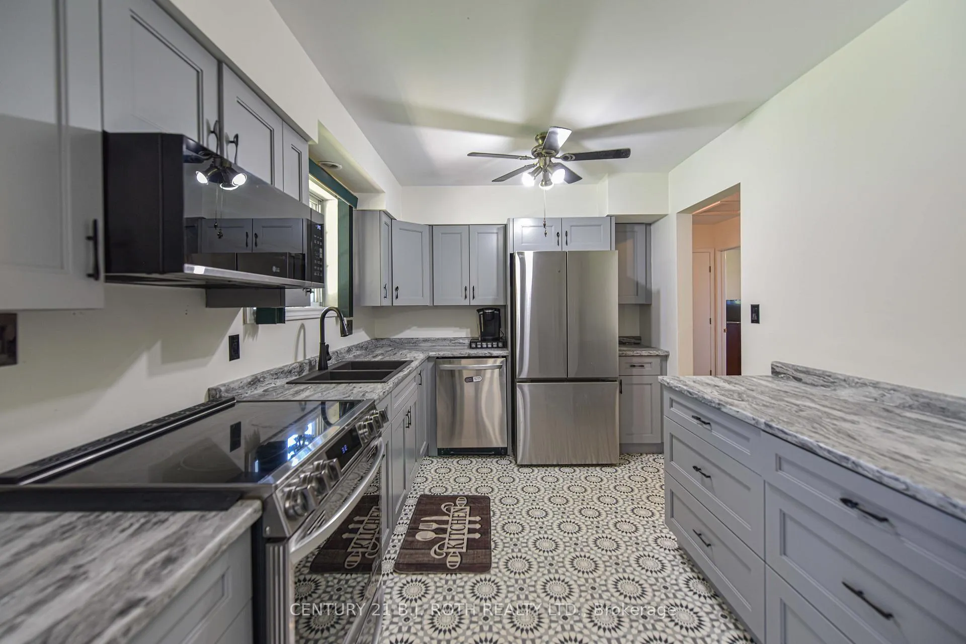 Photo 7 of 123 Wellington Street, Ramara, Atherley — HOMEH