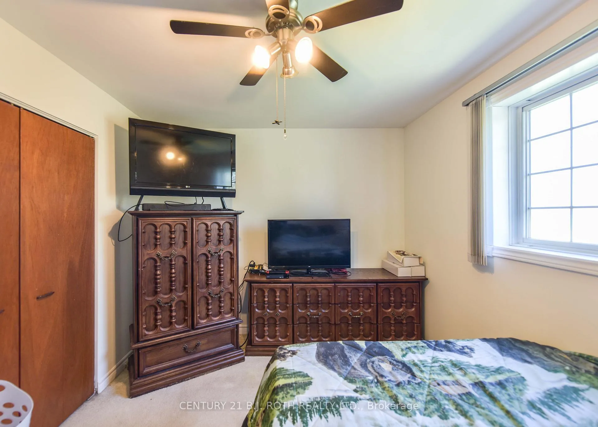 Photo 15 of 123 Wellington Street, Ramara, Atherley — HOMEH