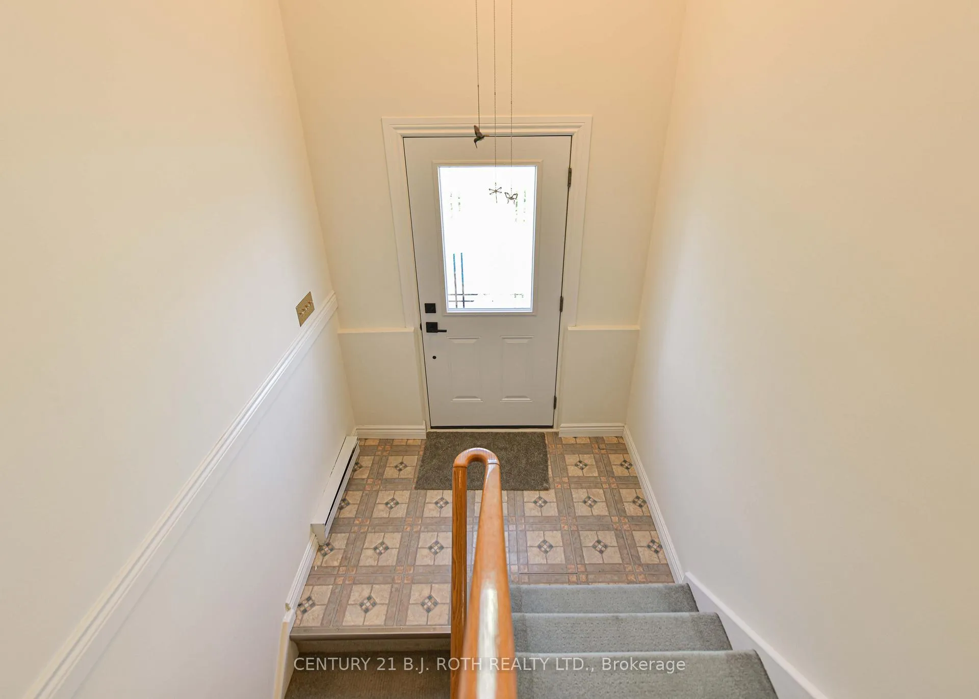 Photo 19 of 123 Wellington Street, Ramara, Atherley — HOMEH