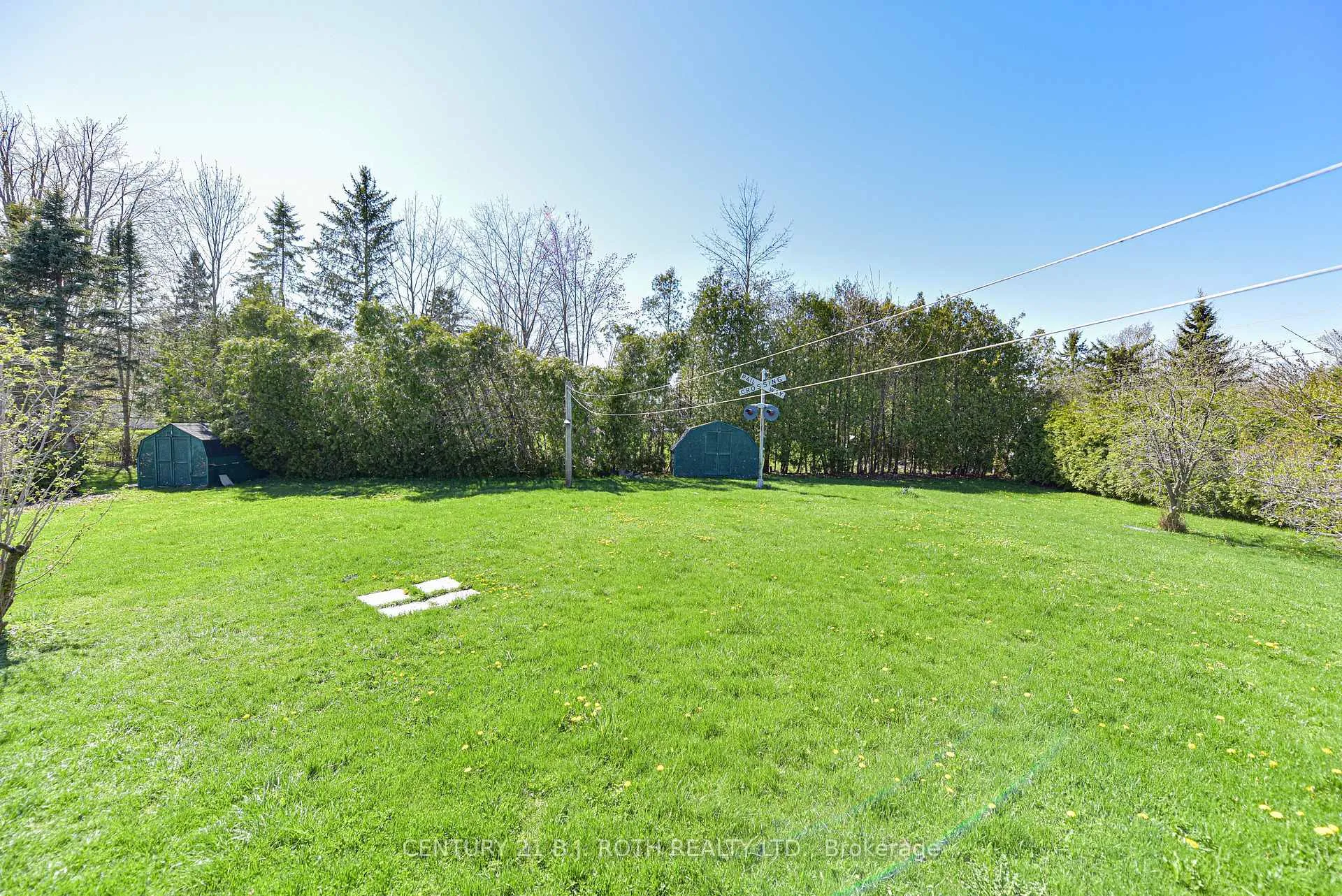 Photo 31 of 123 Wellington Street, Ramara, Atherley — HOMEH