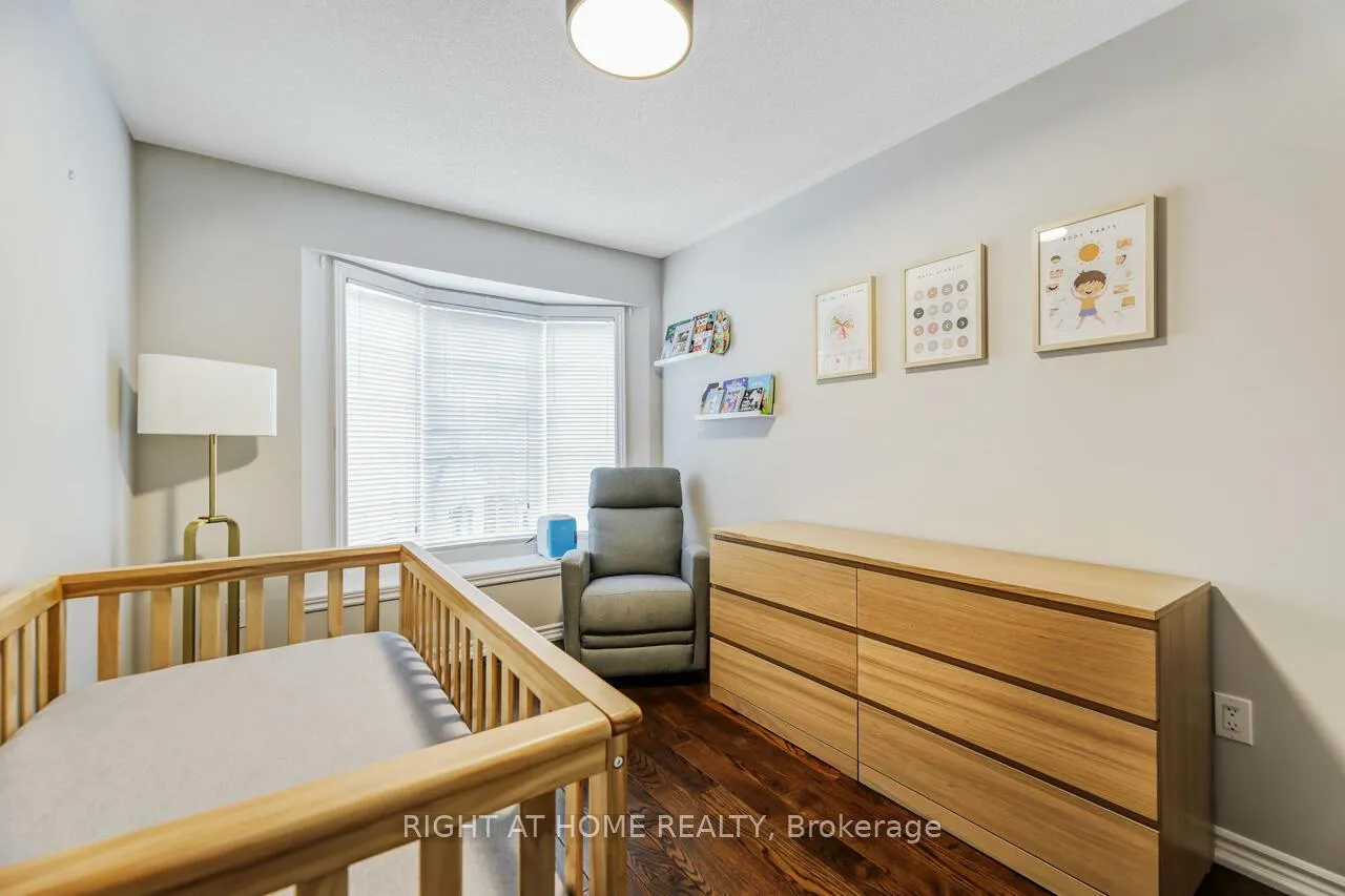 Photo 19 of 30 Farooq Boulevard, Vaughan, Vellore Village — HOMEH