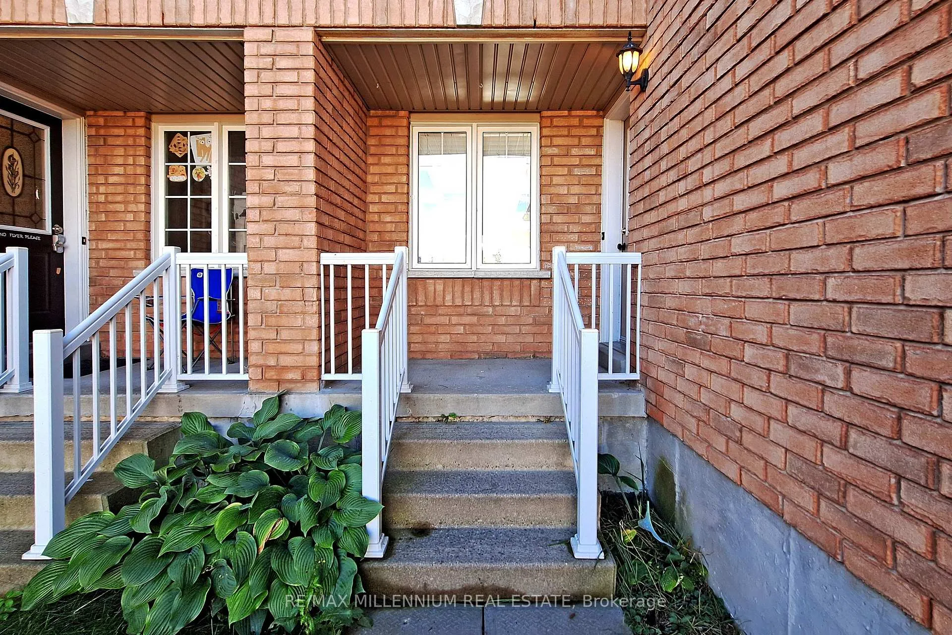 Photo 2 of 20 Coleman Drive, Barrie, 400 West — HOMEH