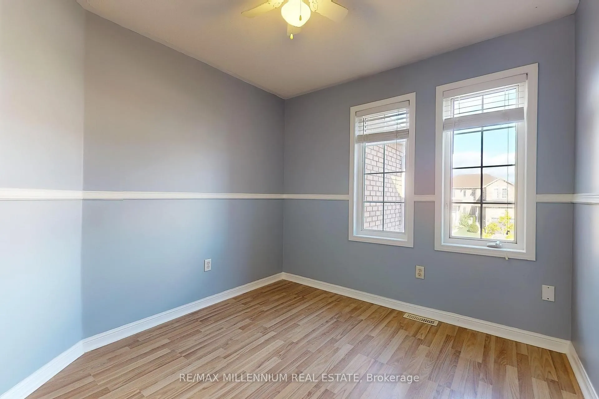 Photo 17 of 20 Coleman Drive, Barrie, 400 West — HOMEH