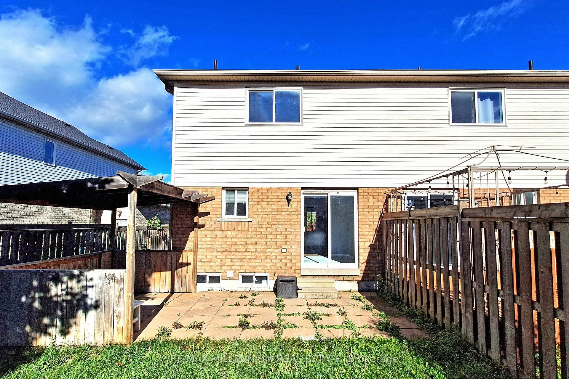 Photo 25 of 20 Coleman Drive, Barrie, 400 West — HOMEH