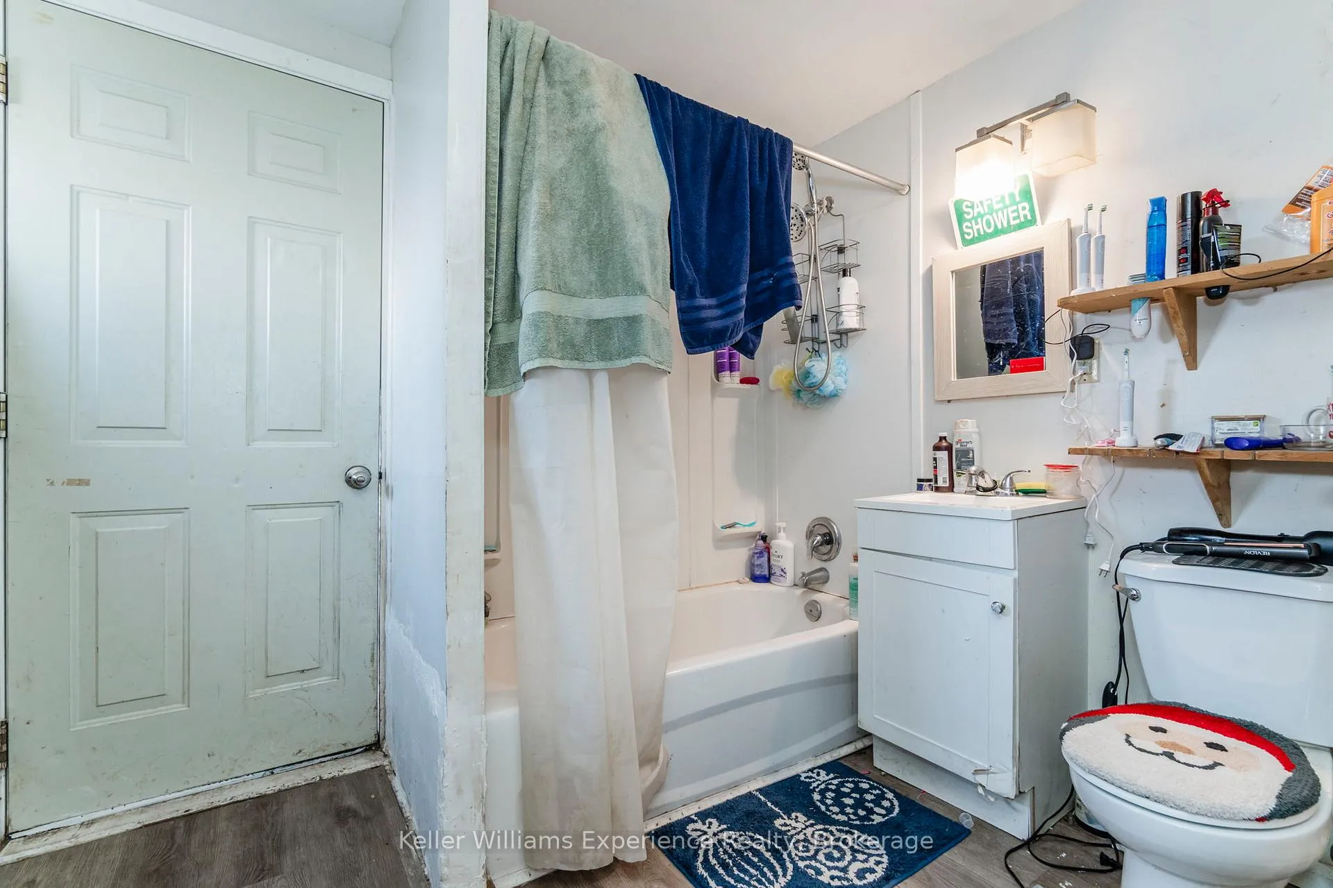 Photo 7 of 543 Nelson Street, Midland — HOMEH