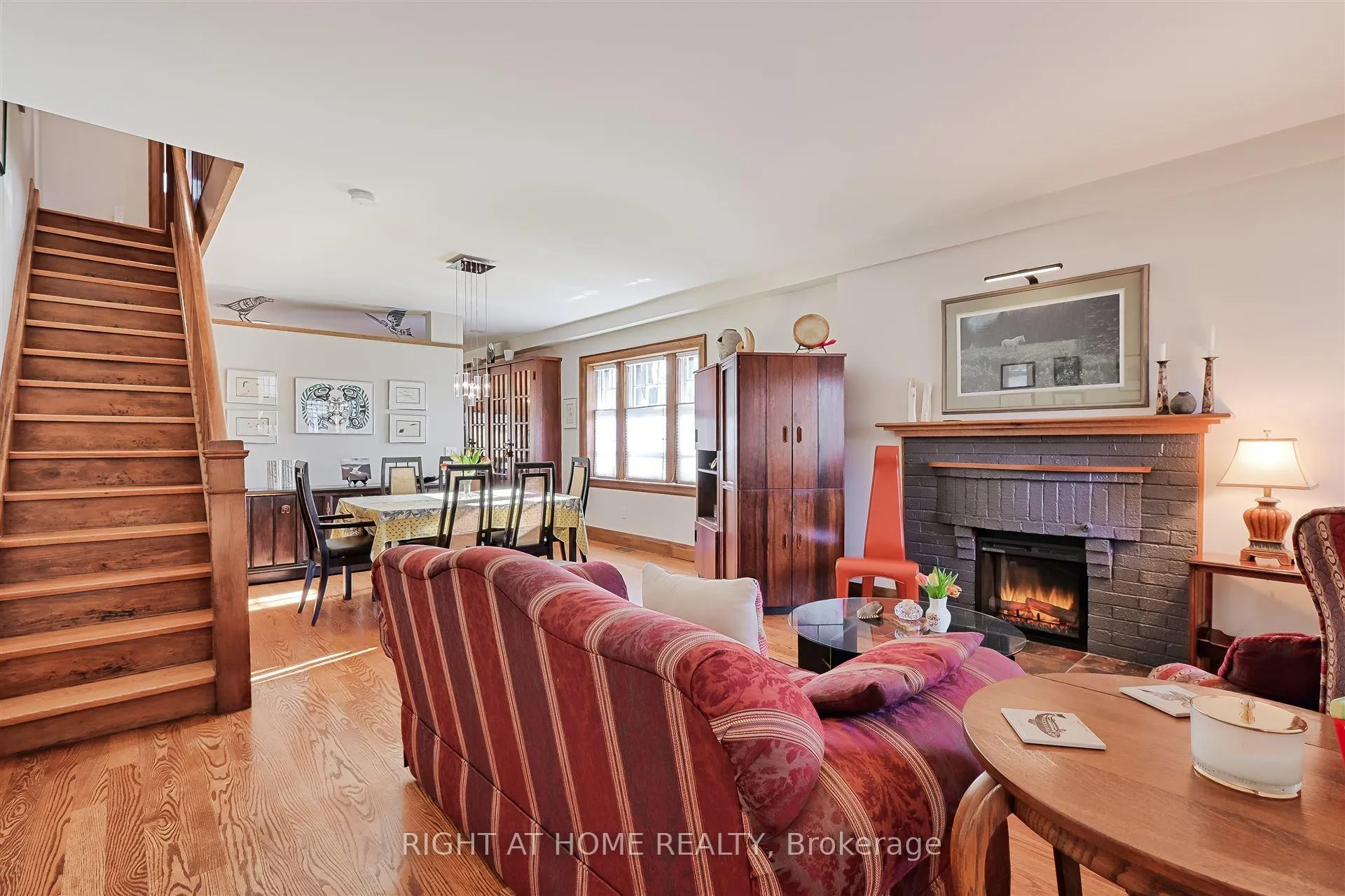 Photo 5 of 61 Woburn Avenue, Toronto, Lawrence Park North — HOMEH