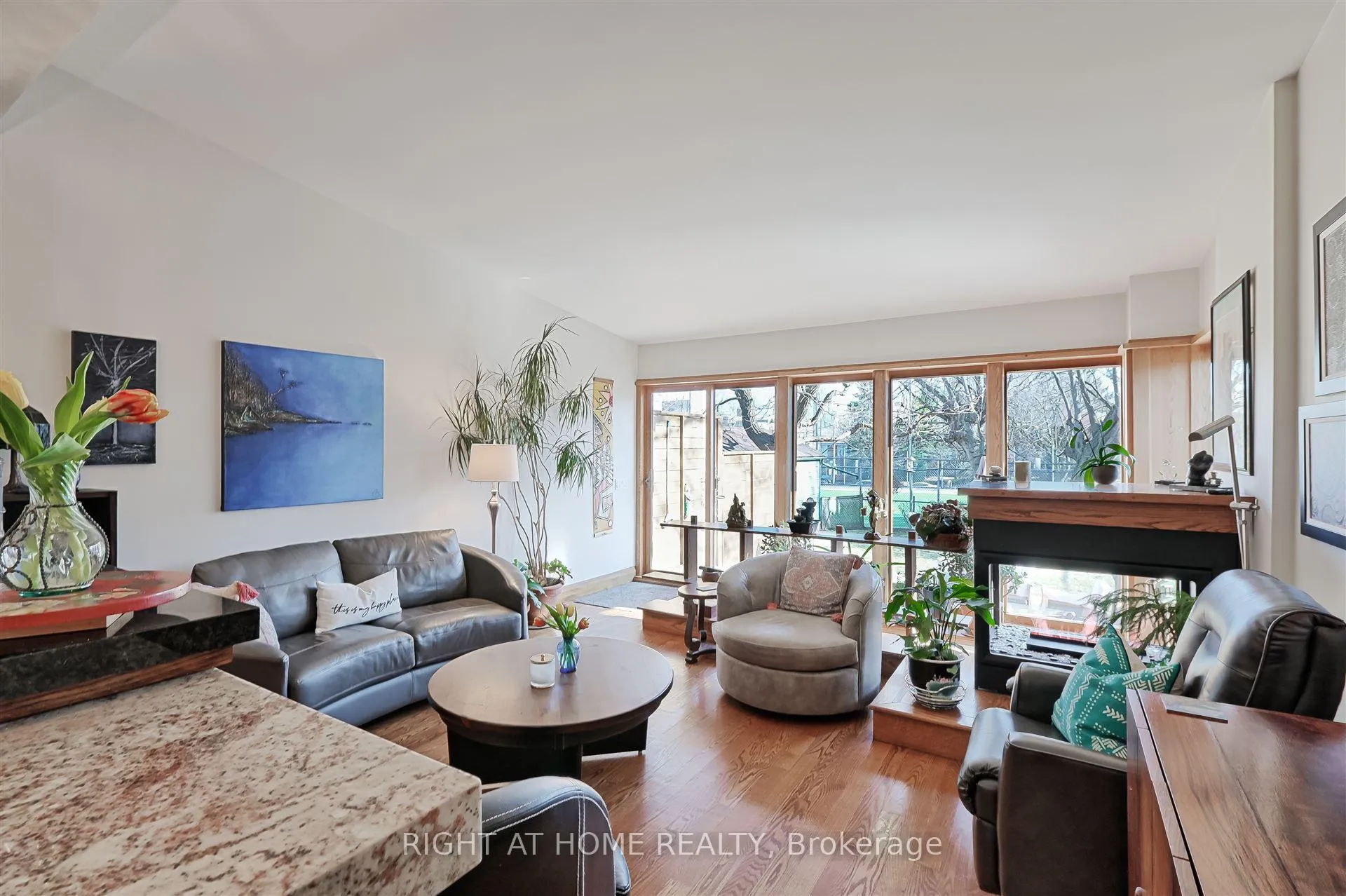 Photo 16 of 61 Woburn Avenue, Toronto, Lawrence Park North — HOMEH