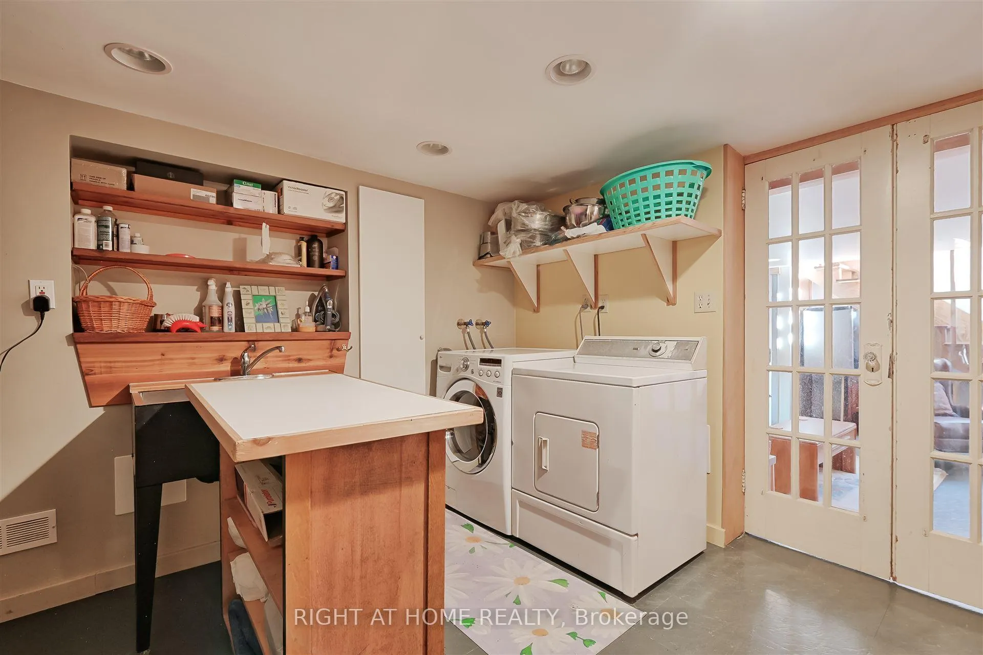 Photo 33 of 61 Woburn Avenue, Toronto, Lawrence Park North — HOMEH