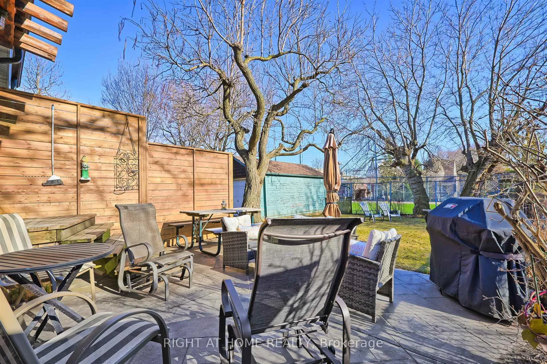 Photo 37 of 61 Woburn Avenue, Toronto, Lawrence Park North — HOMEH