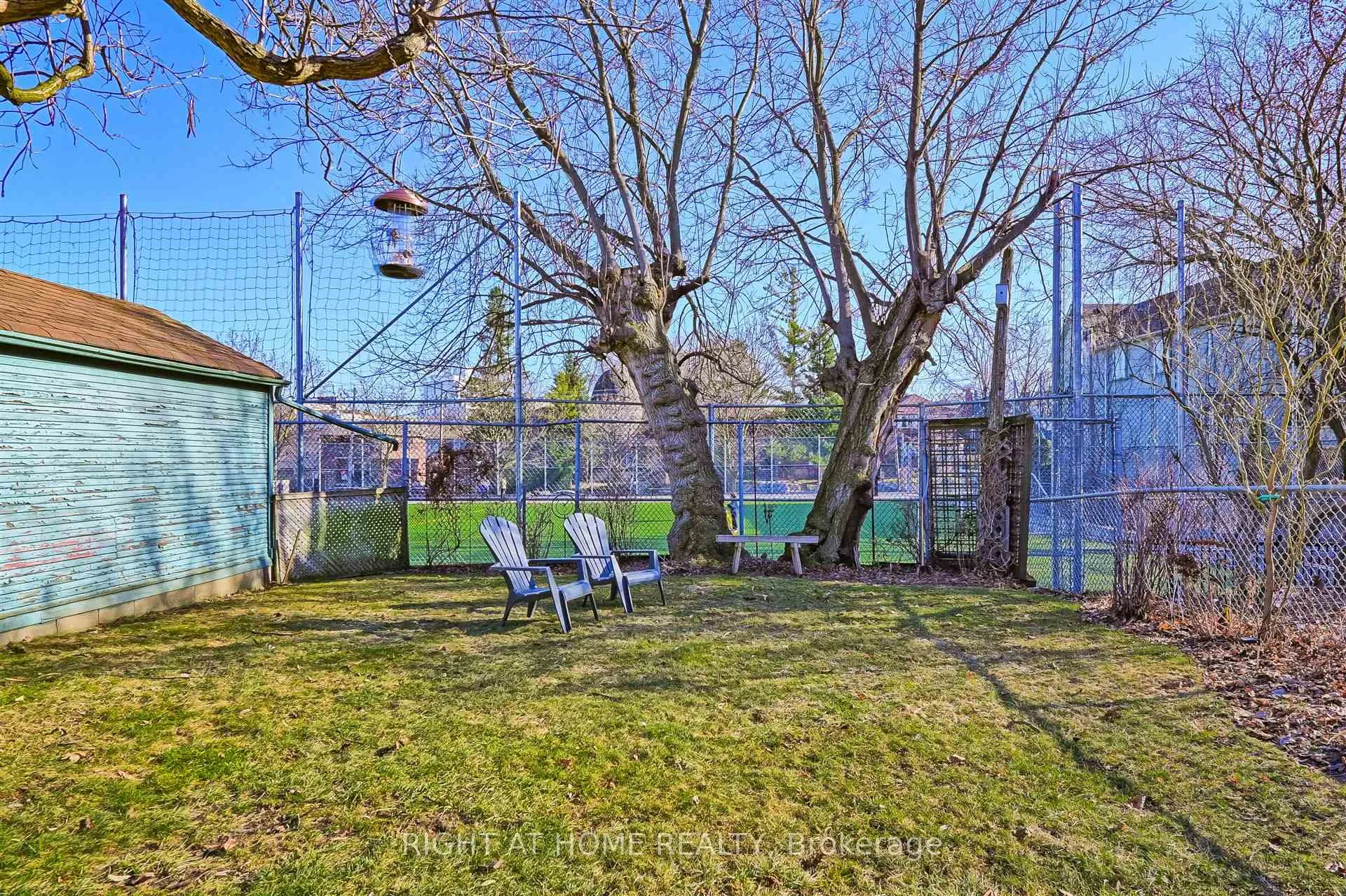 Photo 40 of 61 Woburn Avenue, Toronto, Lawrence Park North — HOMEH