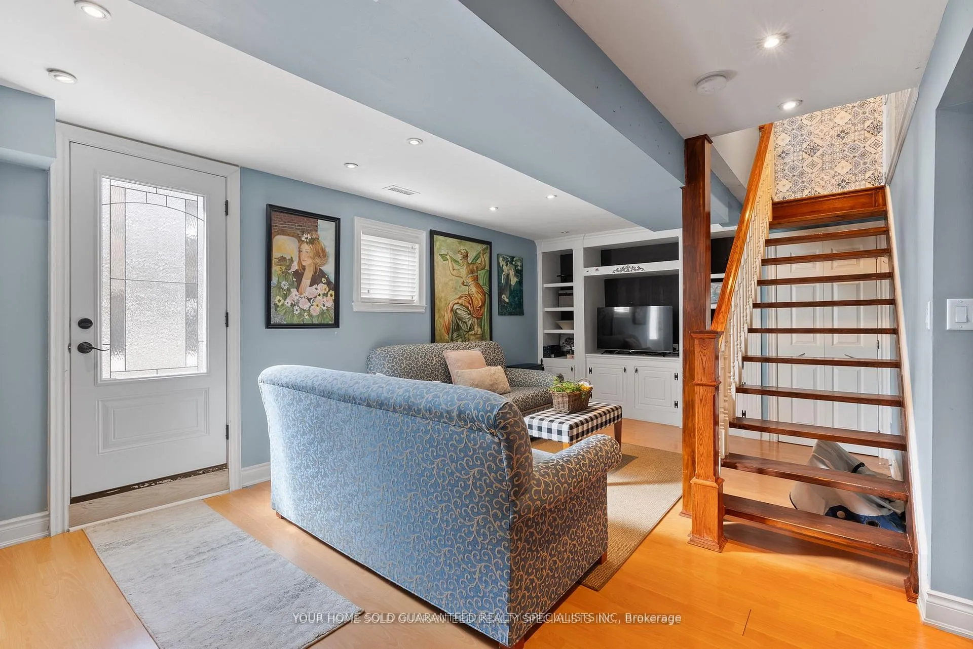 Photo 14 of 77 Beaverbrook Crescent, Vaughan, Maple — HOMEH