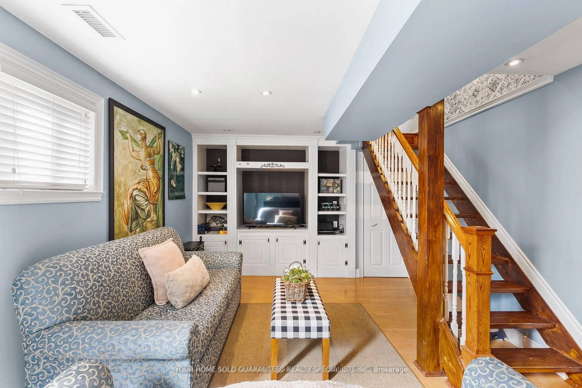 Photo 16 of 77 Beaverbrook Crescent, Vaughan, Maple — HOMEH