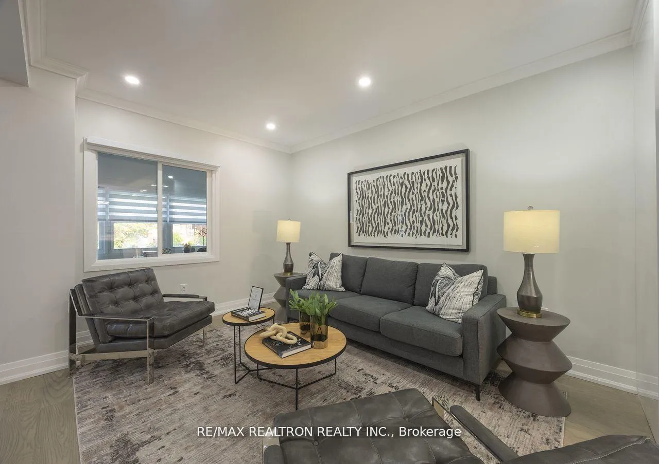 Photo 10 of 376 Northcliffe Boulevard, Toronto, Oakwood Village — HOMEH