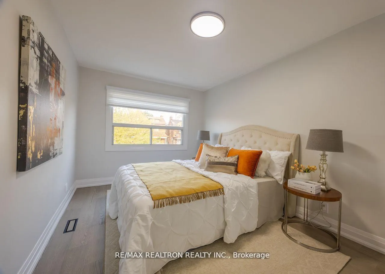 Photo 23 of 376 Northcliffe Boulevard, Toronto, Oakwood Village — HOMEH