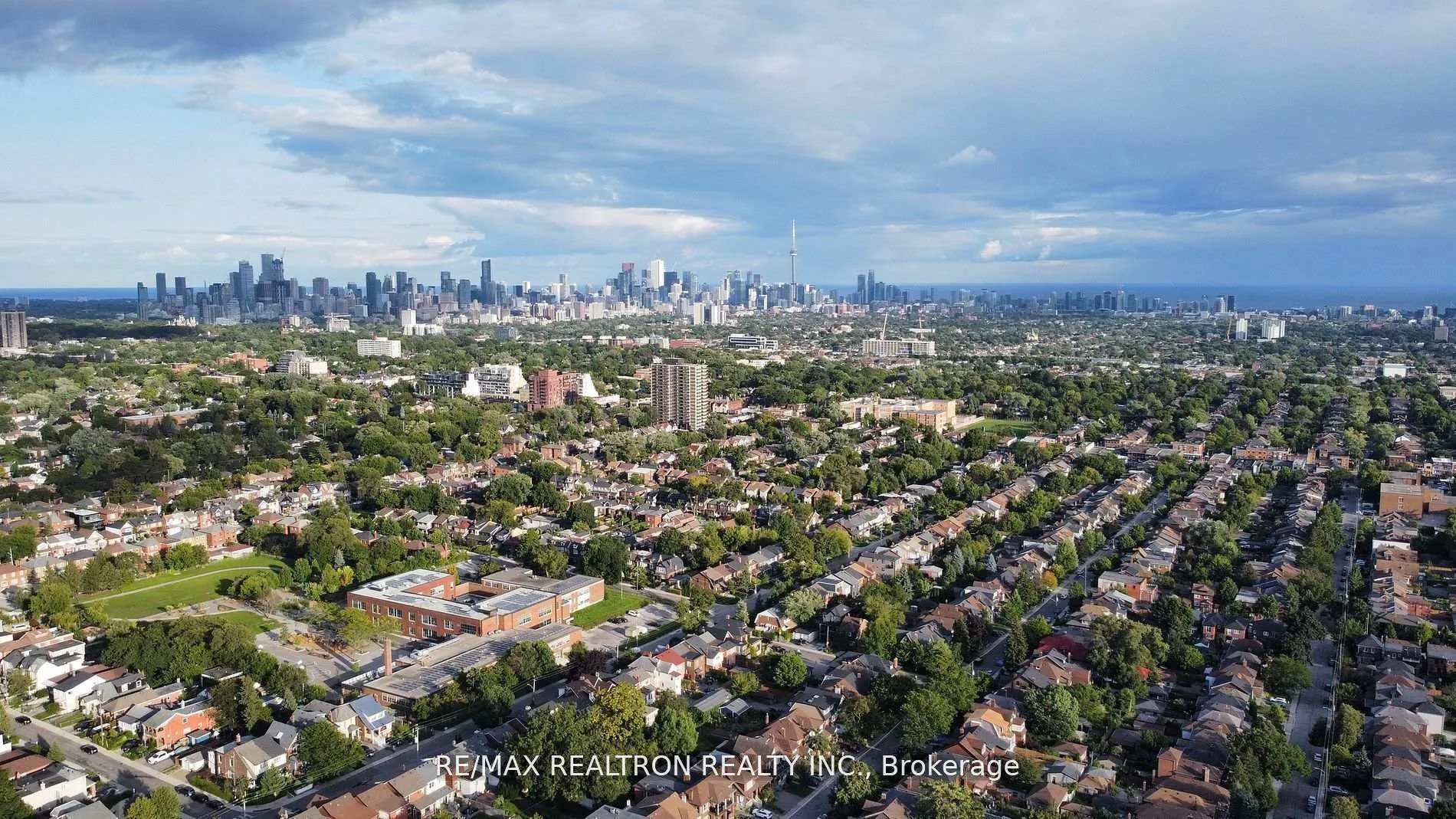 Photo 37 of 376 Northcliffe Boulevard, Toronto, Oakwood Village — HOMEH