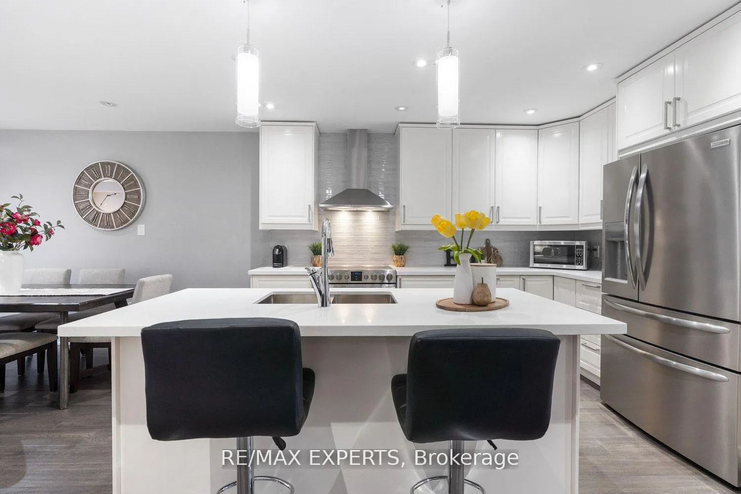 Photo 3 of 75 Grapevine Road, Caledon, Bolton West — HOMEH