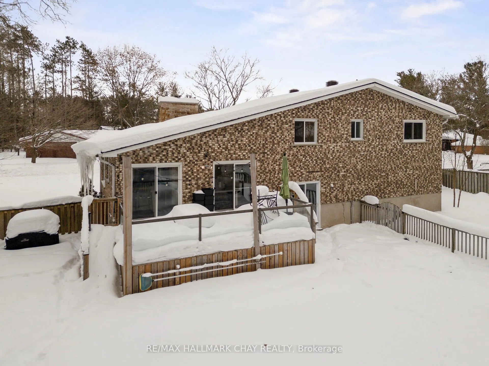 Photo 29 of 2 Maplecrest Road, Springwater, Midhurst — HOMEH
