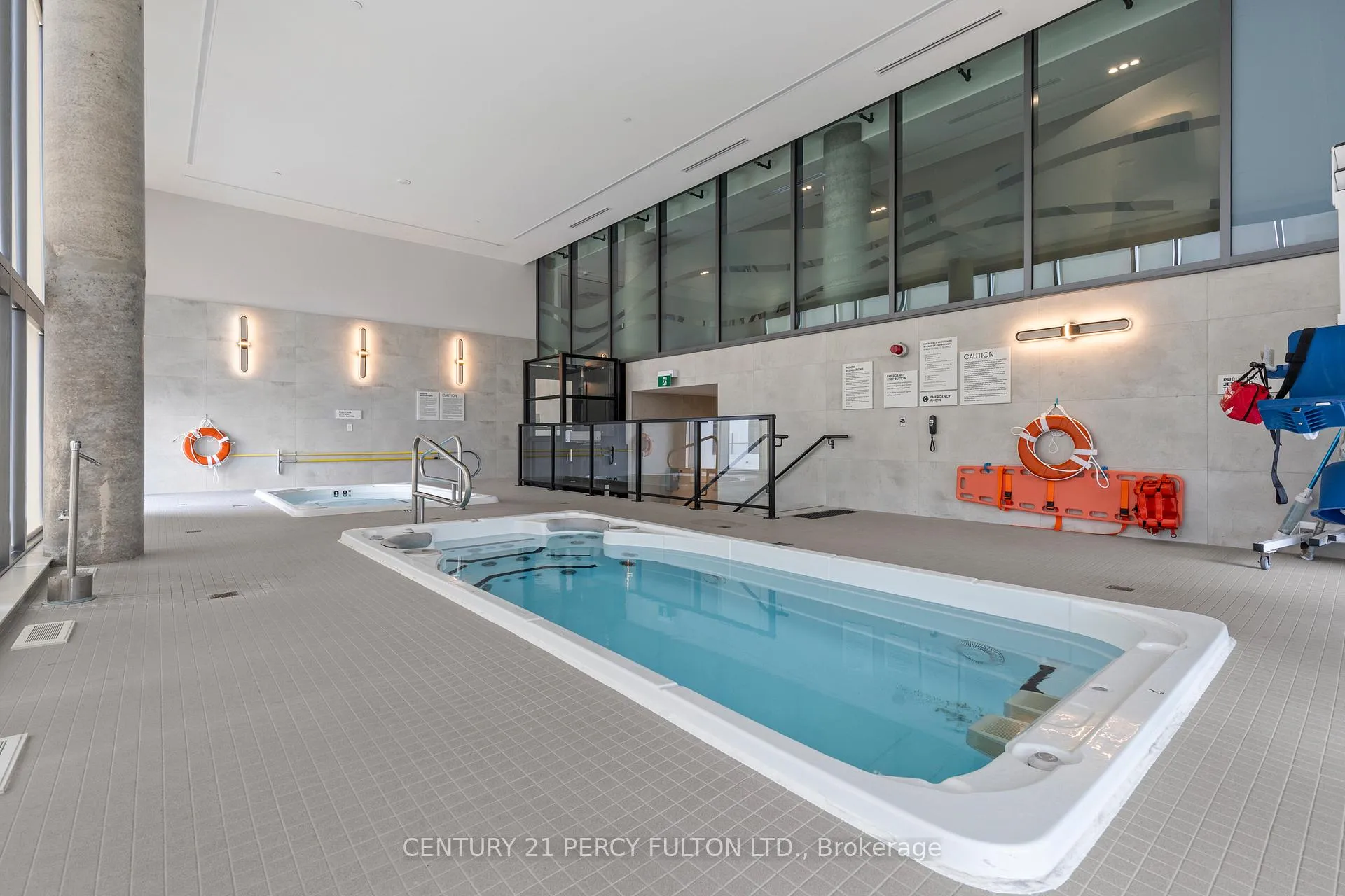 Photo 11 of Unit 607, 25 Wellington Street S, Kitchener — HOMEH