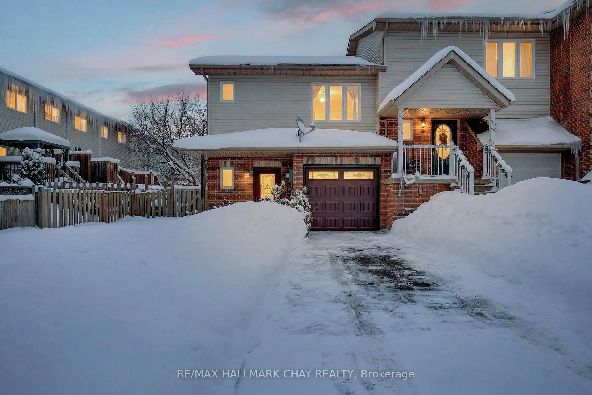 Photo 2 of 12 Parkside Crescent, Essa, Angus — HOMEH