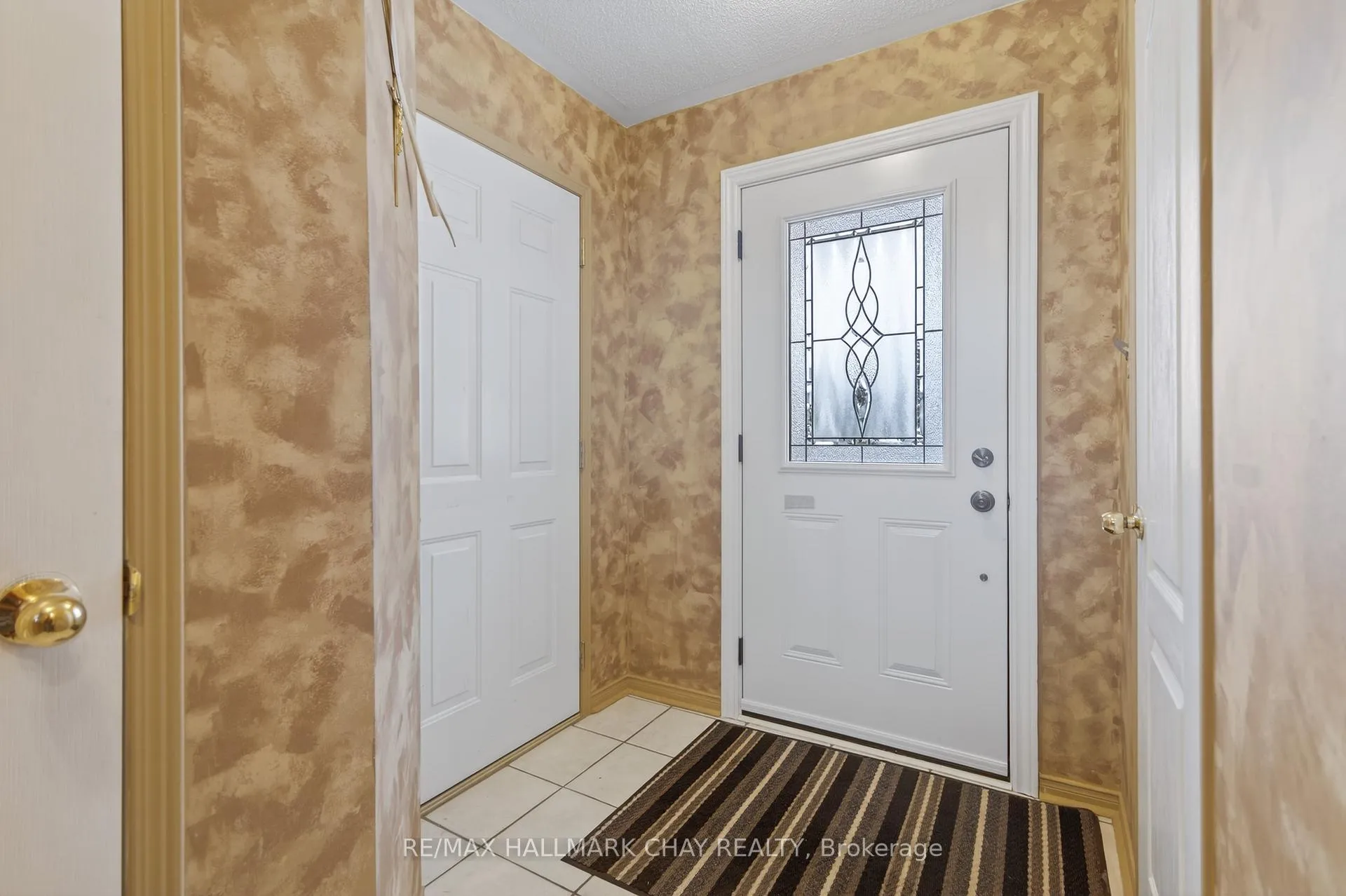 Photo 3 of 12 Parkside Crescent, Essa, Angus — HOMEH