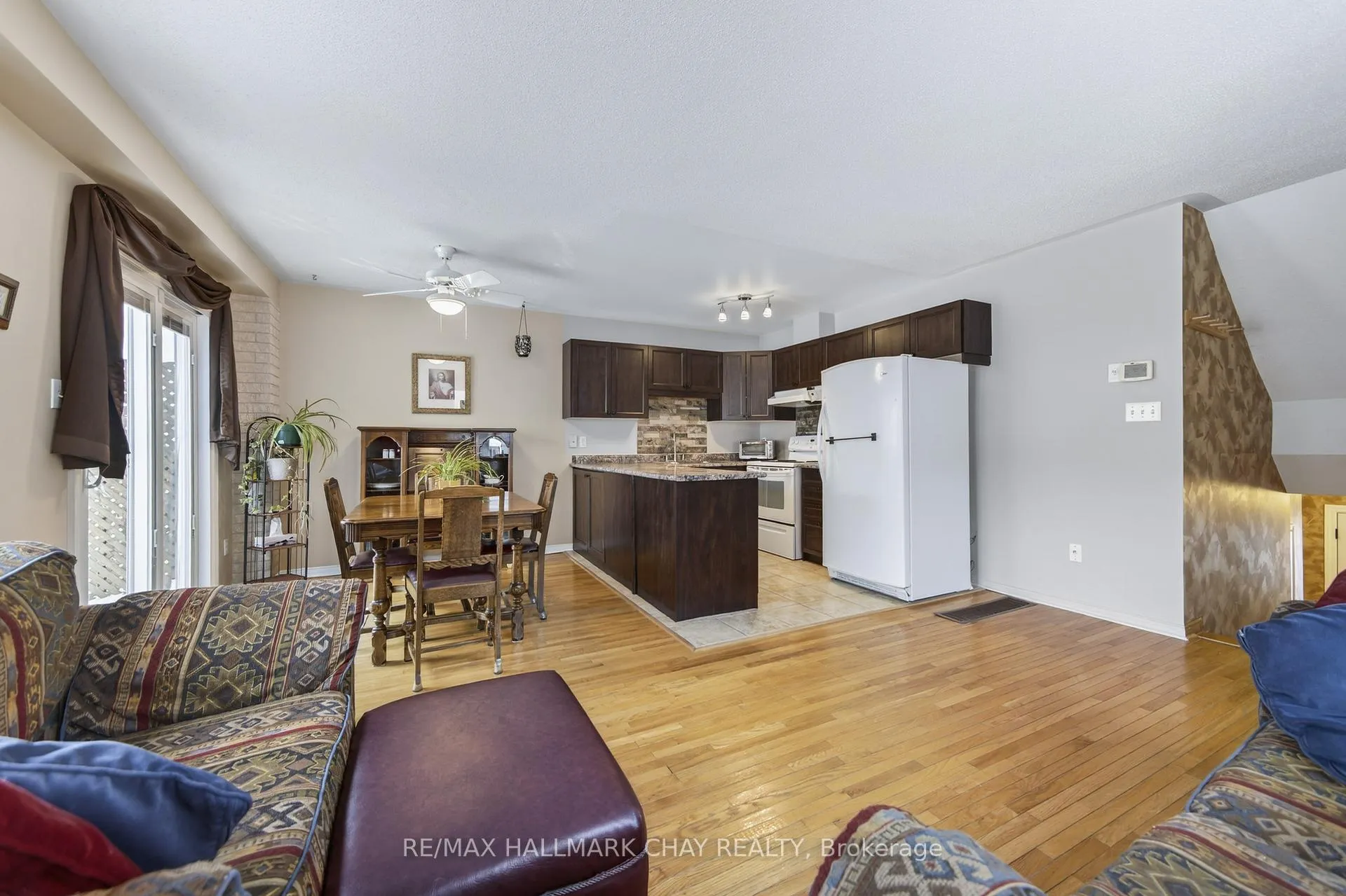Photo 10 of 12 Parkside Crescent, Essa, Angus — HOMEH