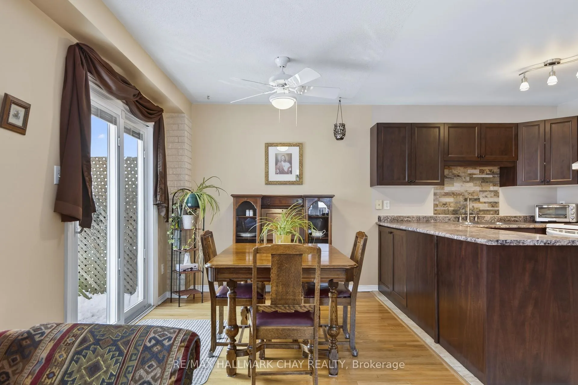 Photo 17 of 12 Parkside Crescent, Essa, Angus — HOMEH