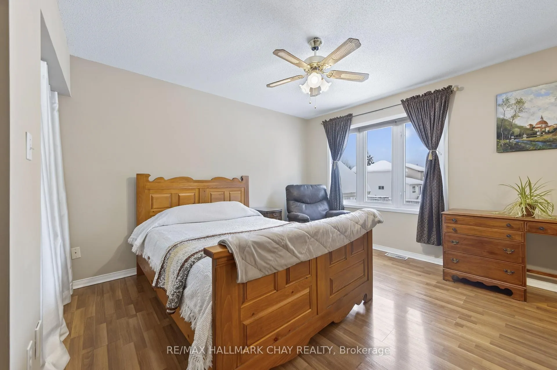 Photo 22 of 12 Parkside Crescent, Essa, Angus — HOMEH