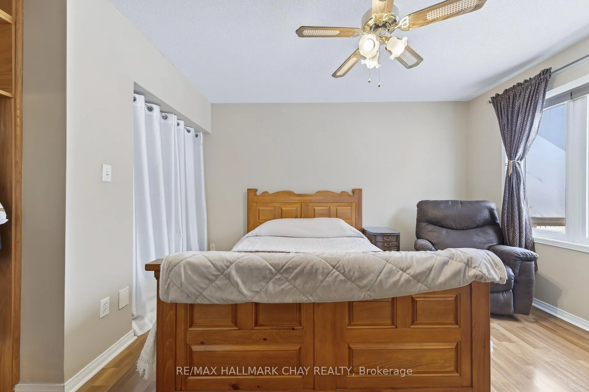 Photo 23 of 12 Parkside Crescent, Essa, Angus — HOMEH