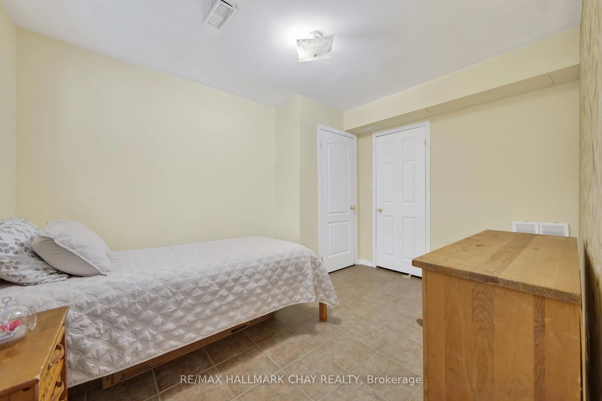 Photo 37 of 12 Parkside Crescent, Essa, Angus — HOMEH
