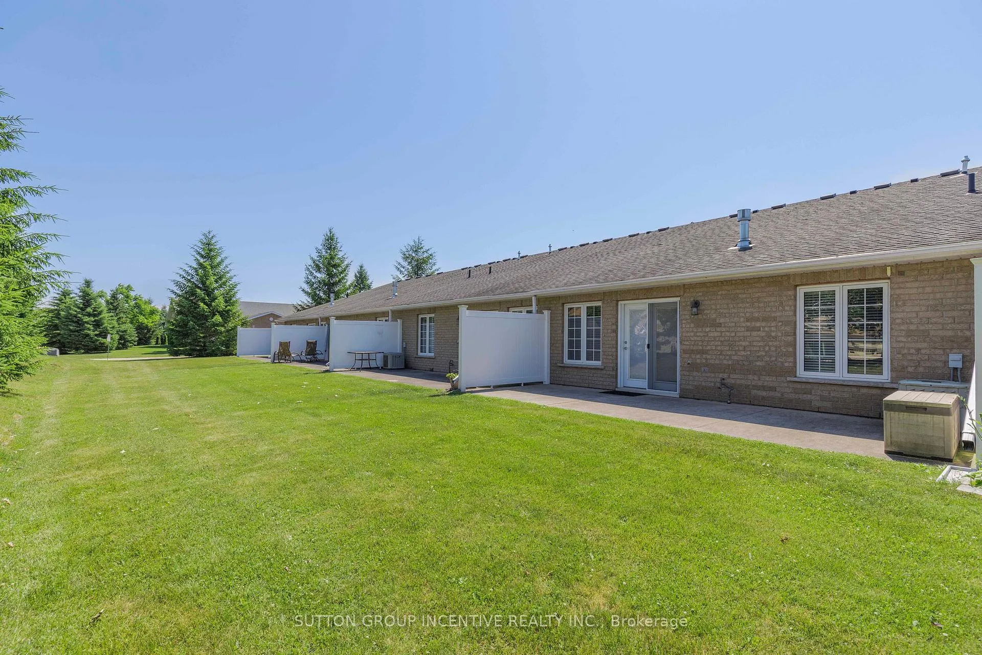 Photo 31 of 111 Meadow Lane, Wasaga Beach — HOMEH